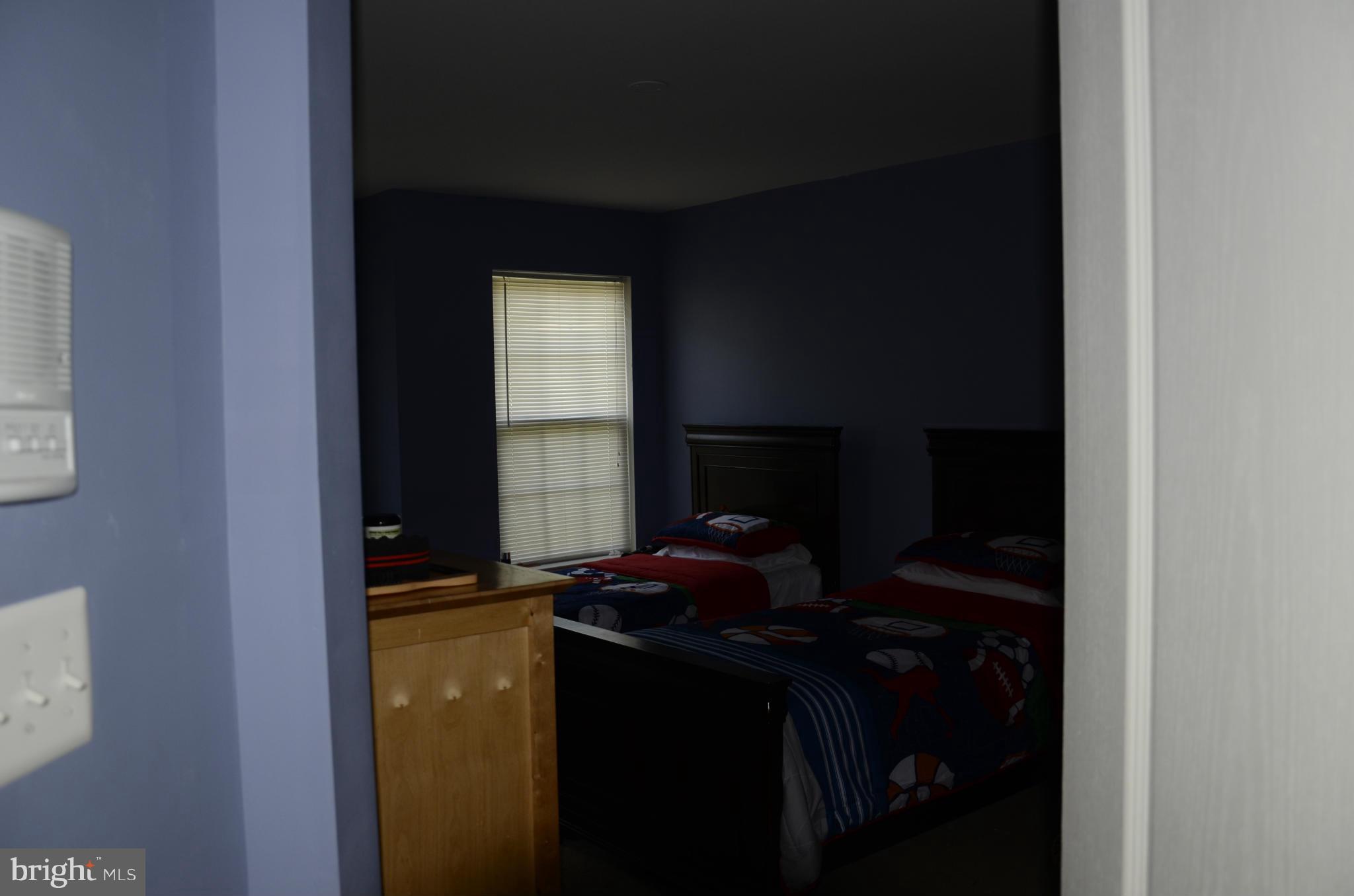 EQUESTRIAN ESTATES - Residential