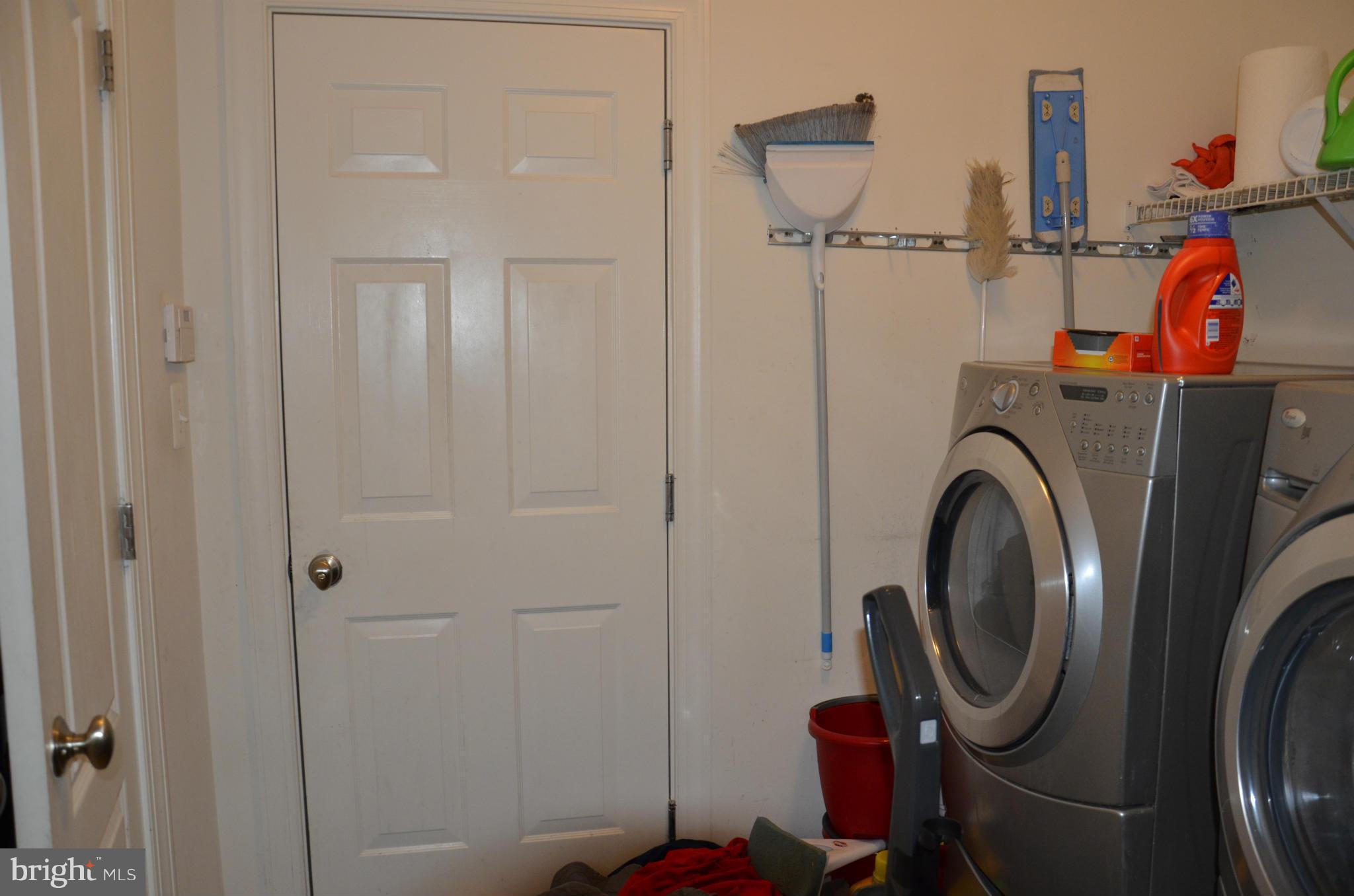 EQUESTRIAN ESTATES - Residential