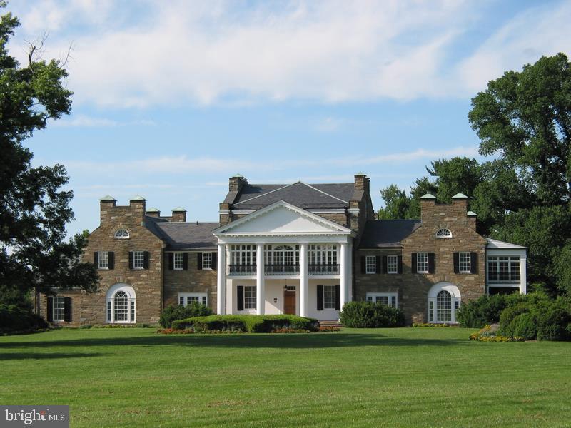 BEL PRE WOODS - Residential