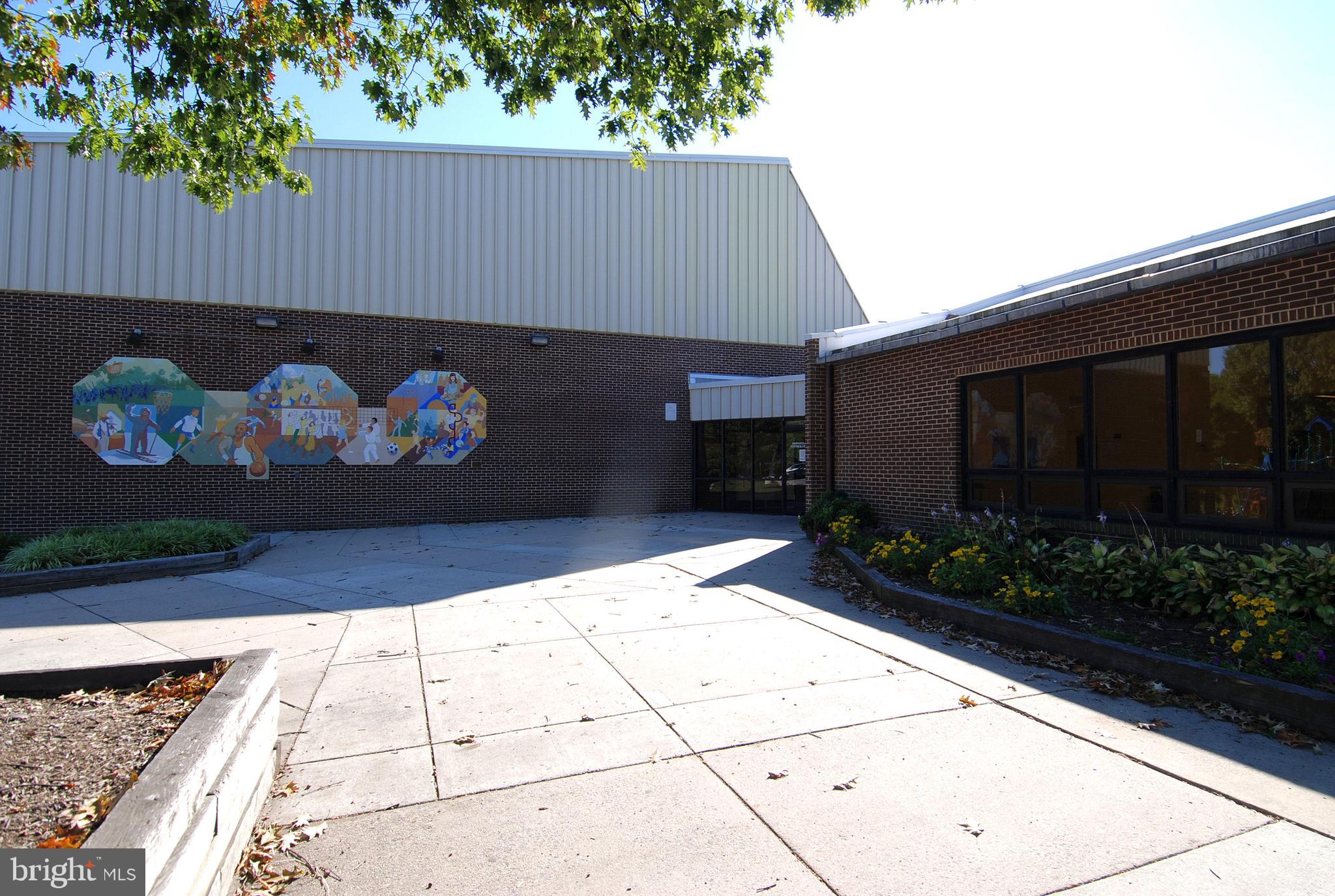 BEL PRE WOODS - Residential