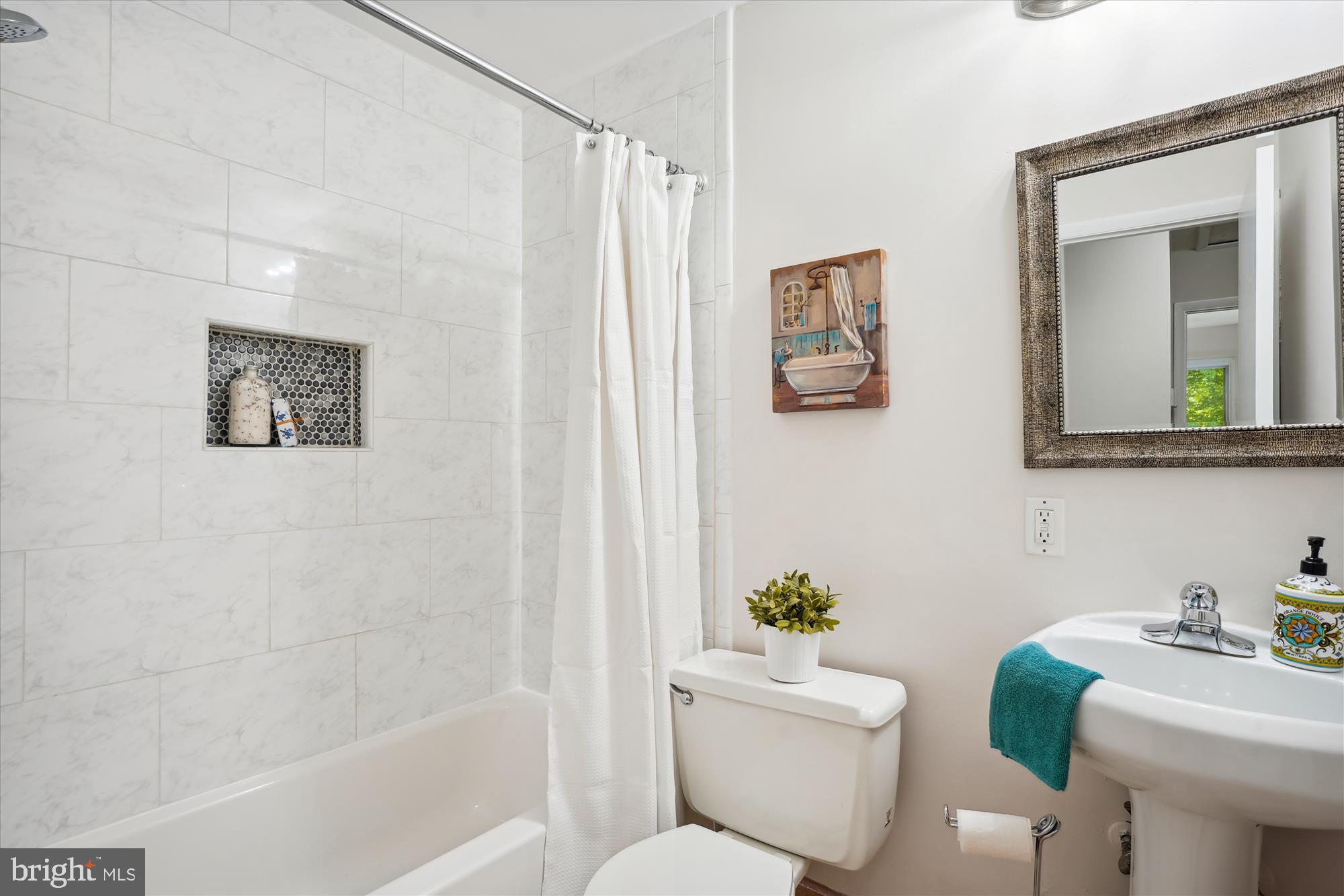 BEL PRE WOODS - Residential