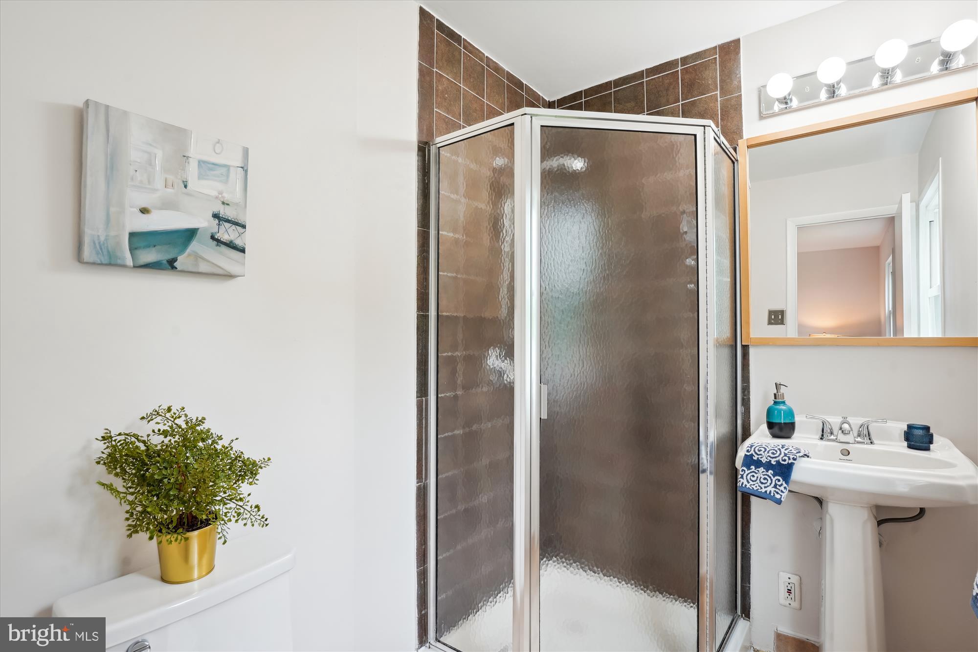 BEL PRE WOODS - Residential