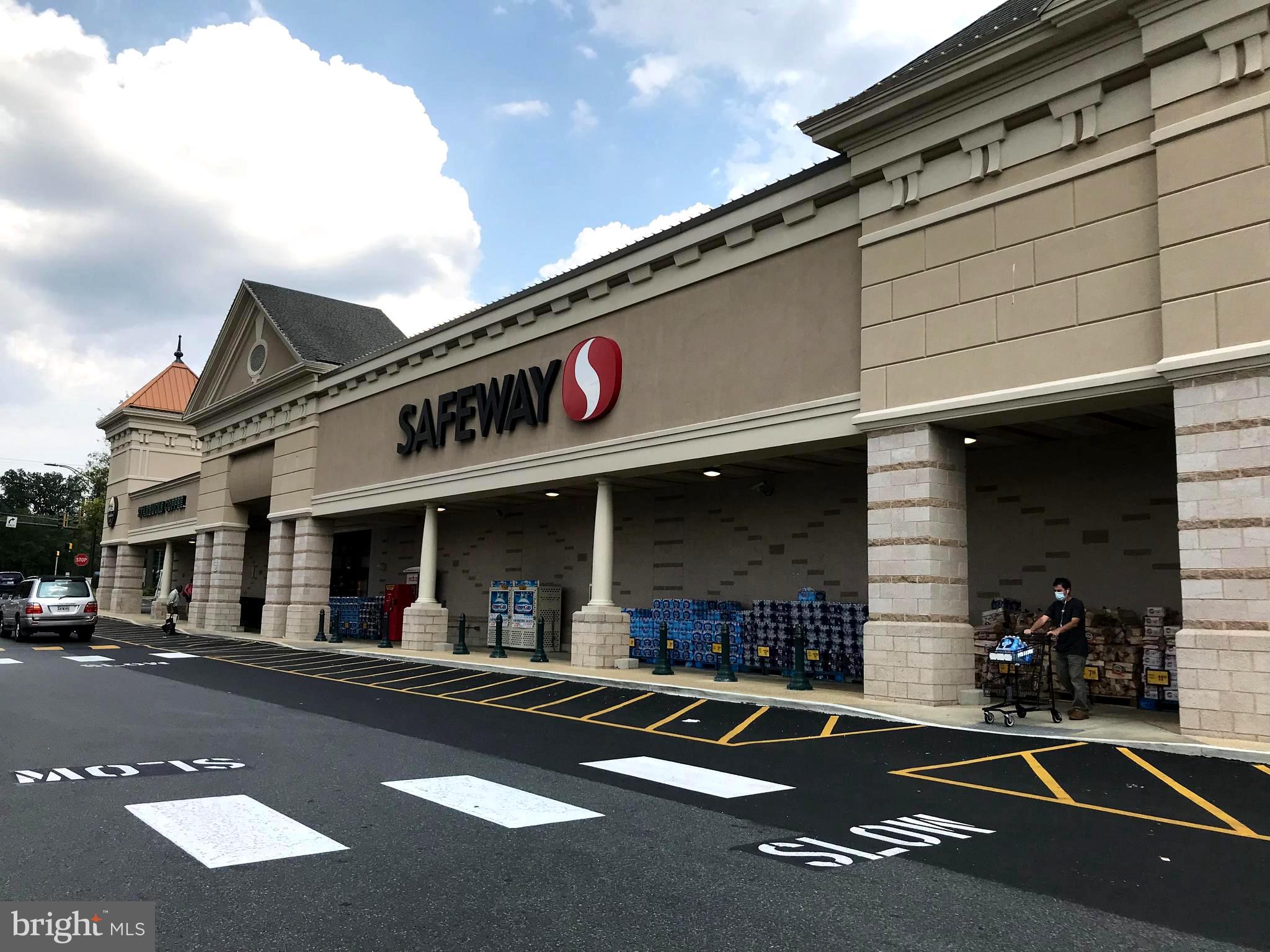 BEL PRE WOODS - Residential