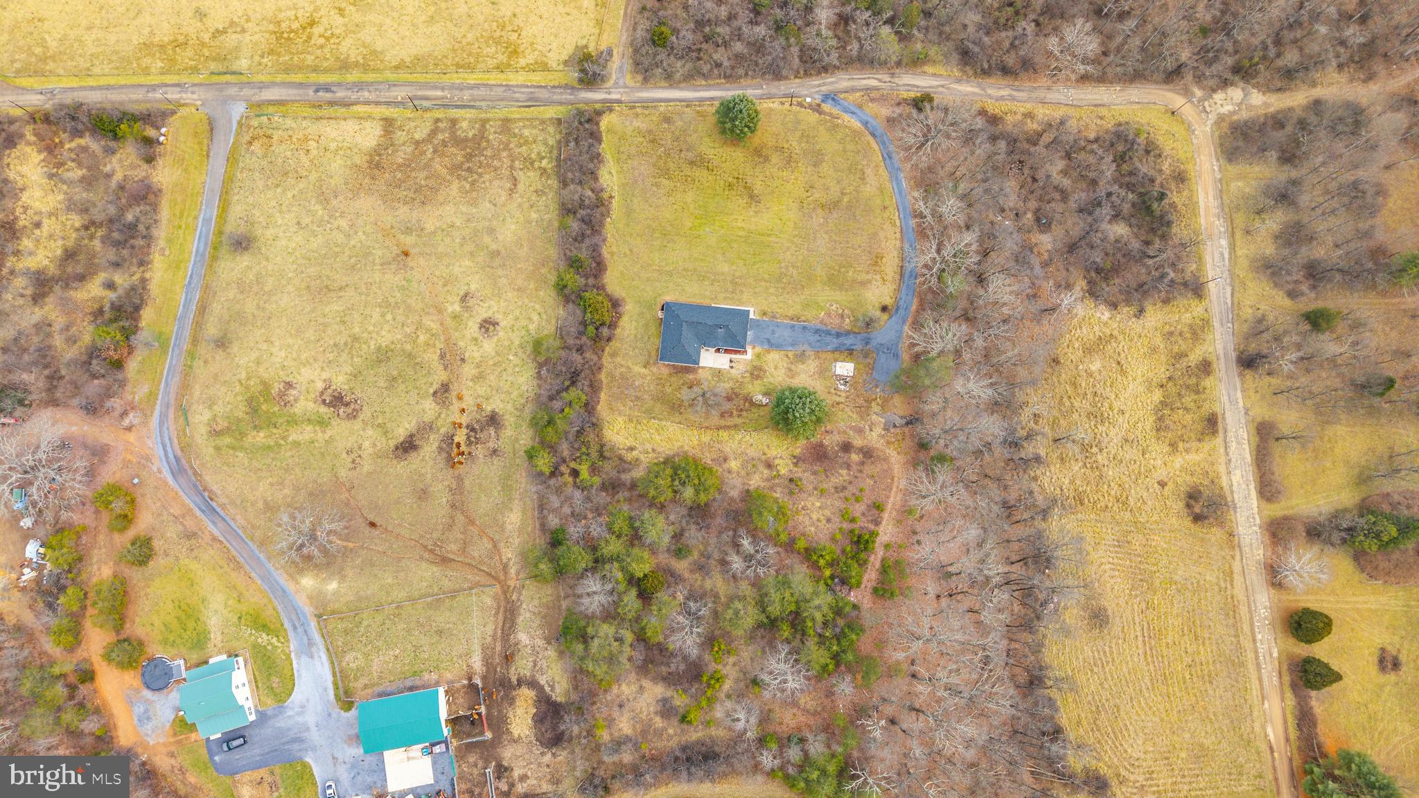 BUCK HILL VIEW - Residential