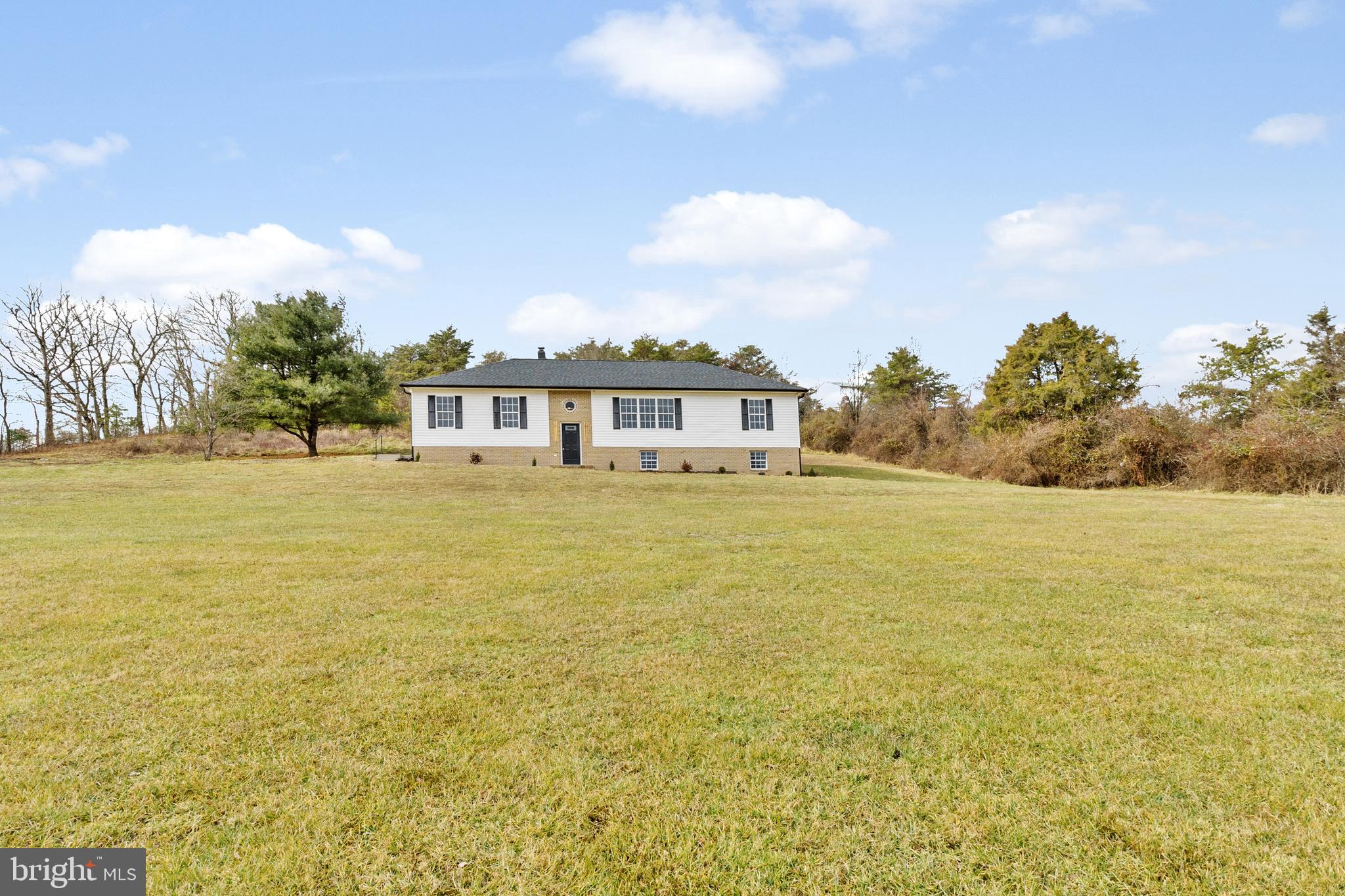 BUCK HILL VIEW - Residential