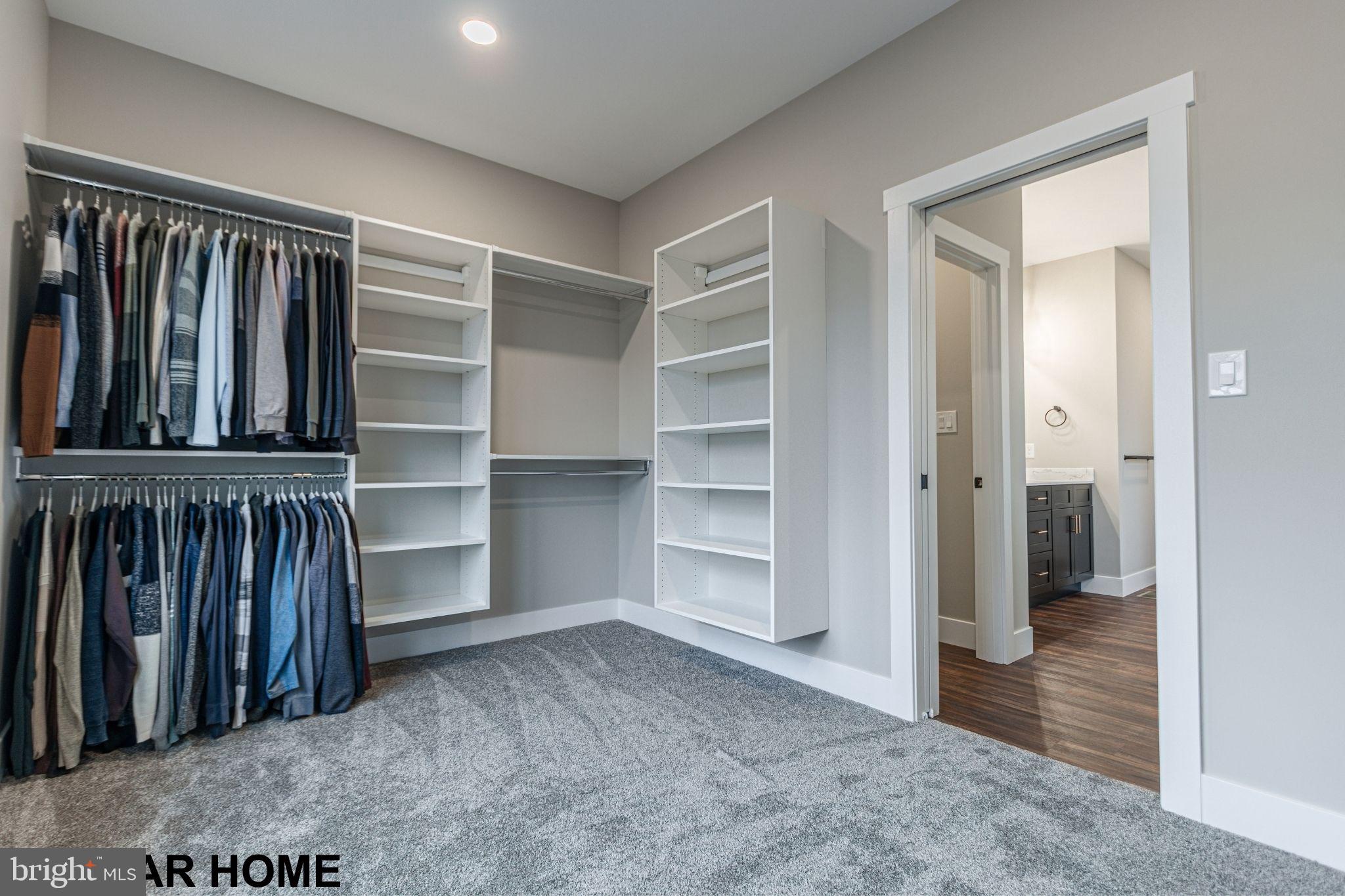 FARMBROOKE MEADOWS - Residential