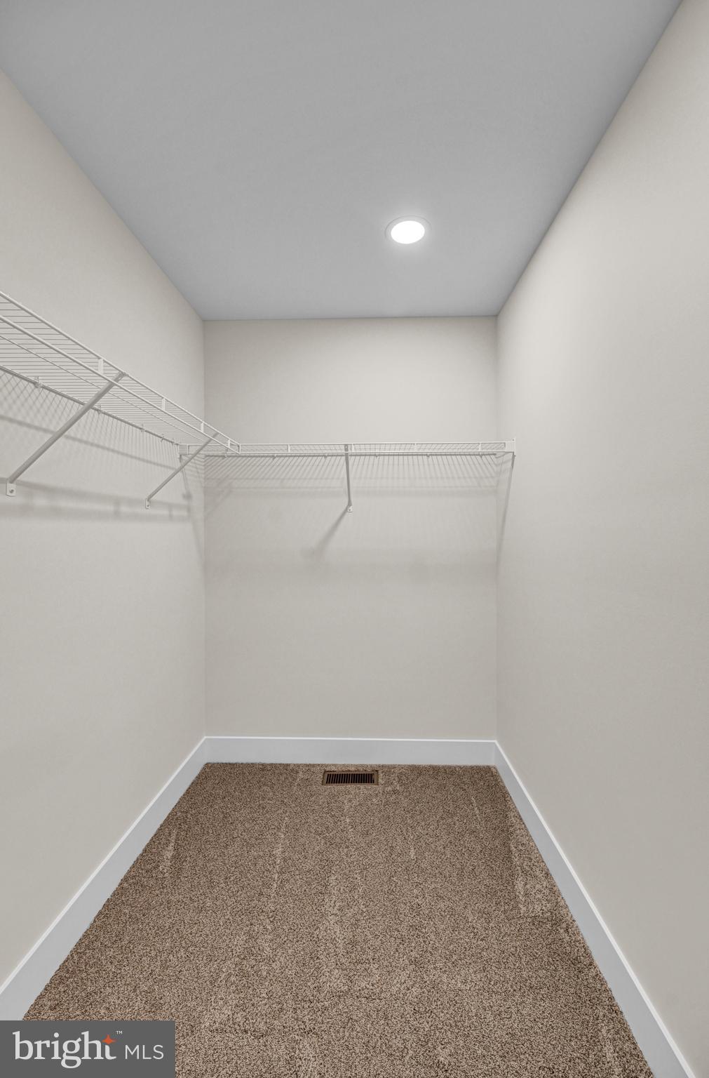 FARMBROOKE MEADOWS - Residential