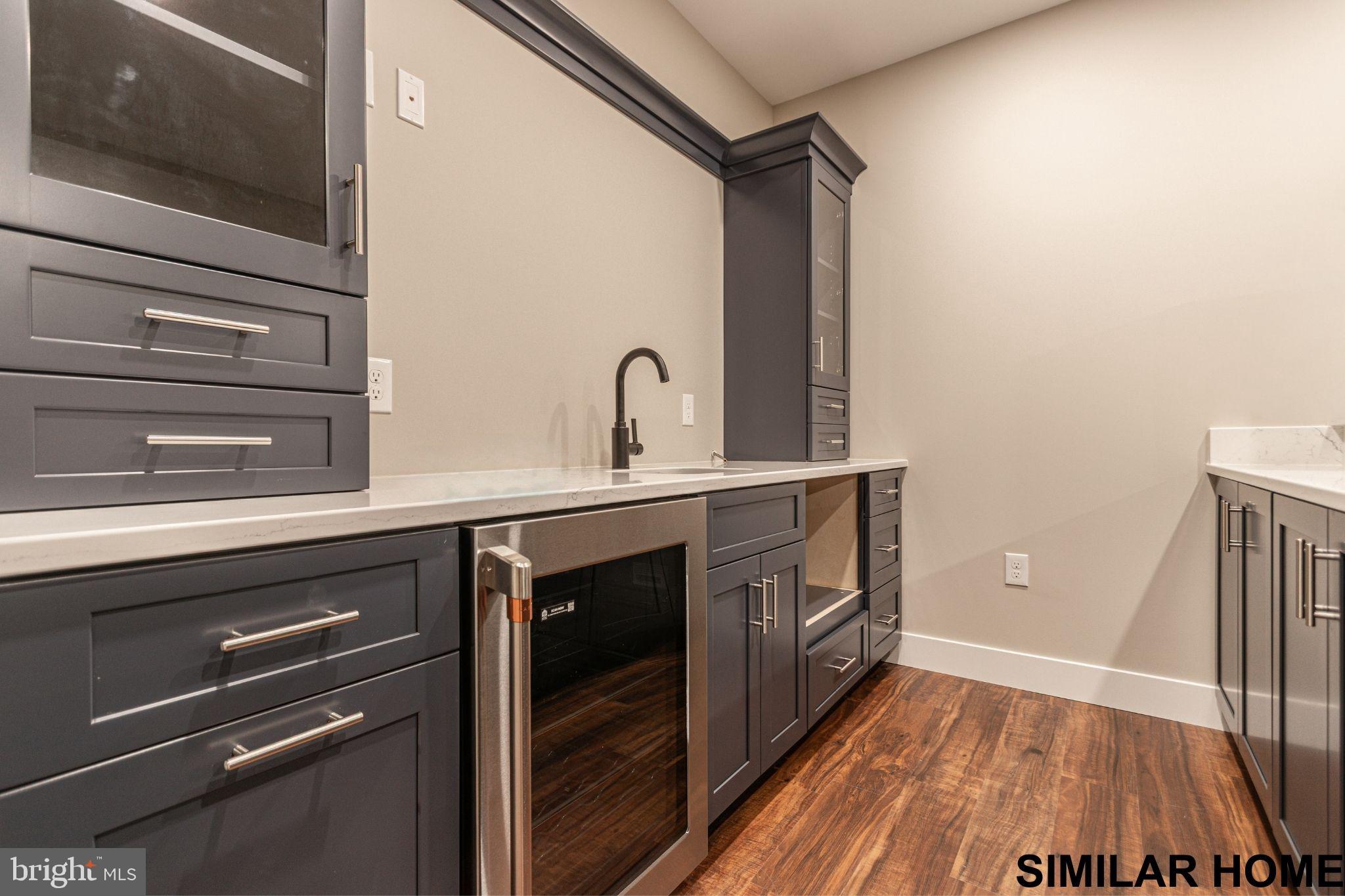 FARMBROOKE MEADOWS - Residential