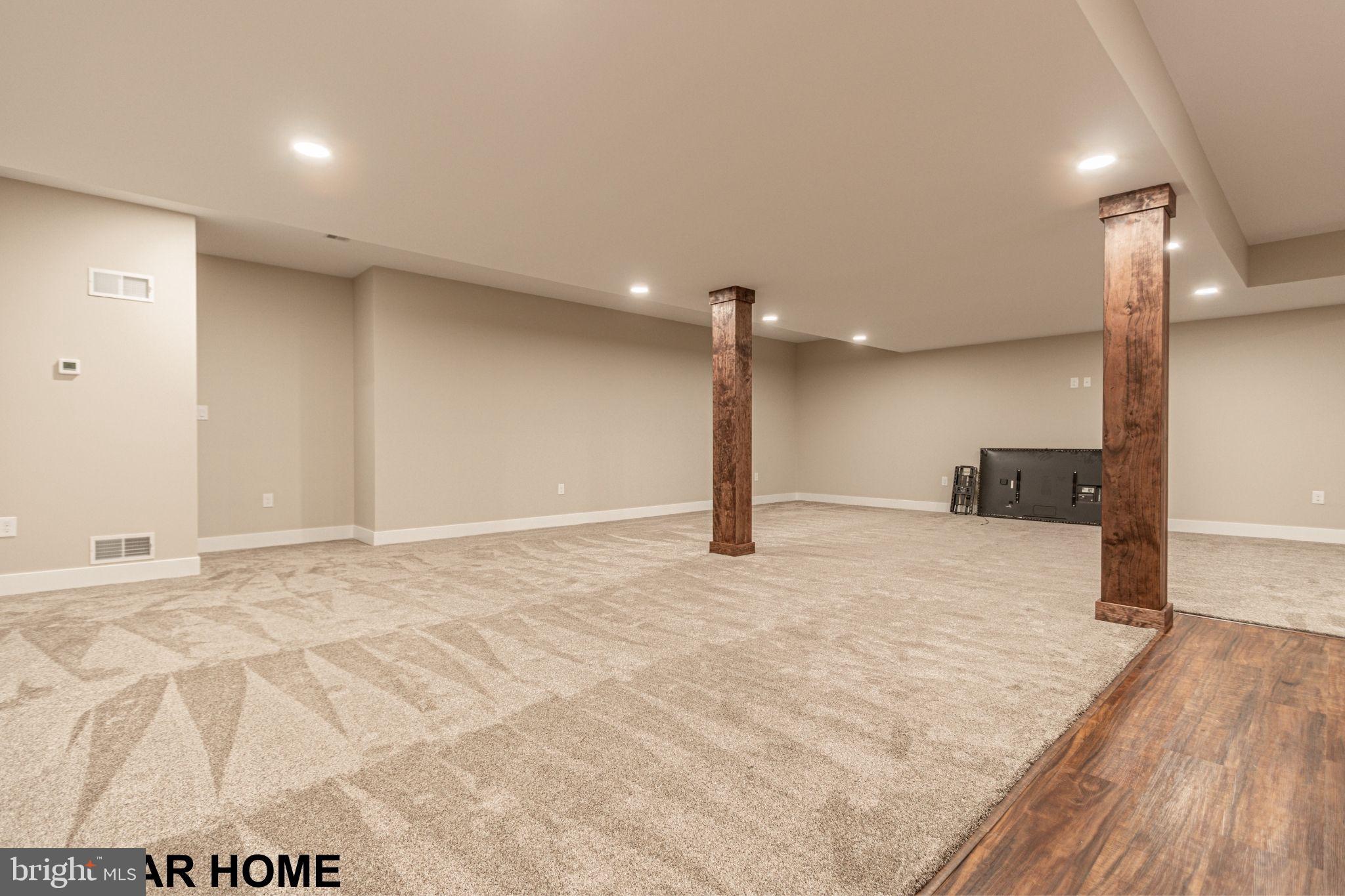 FARMBROOKE MEADOWS - Residential