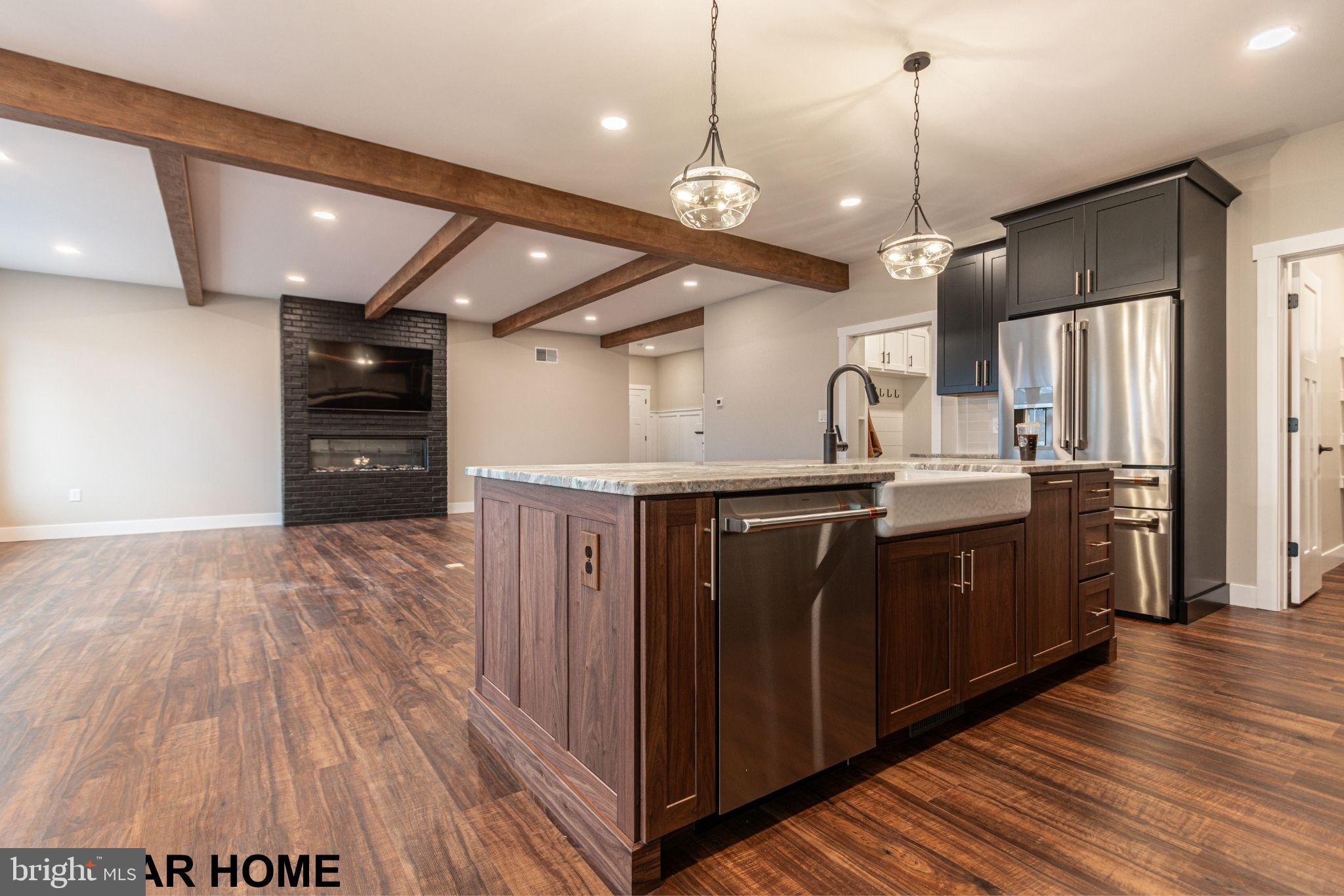 FARMBROOKE MEADOWS - Residential