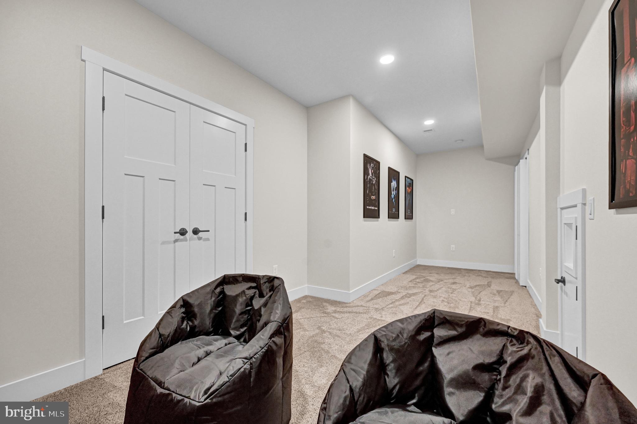 FARMBROOKE MEADOWS - Residential