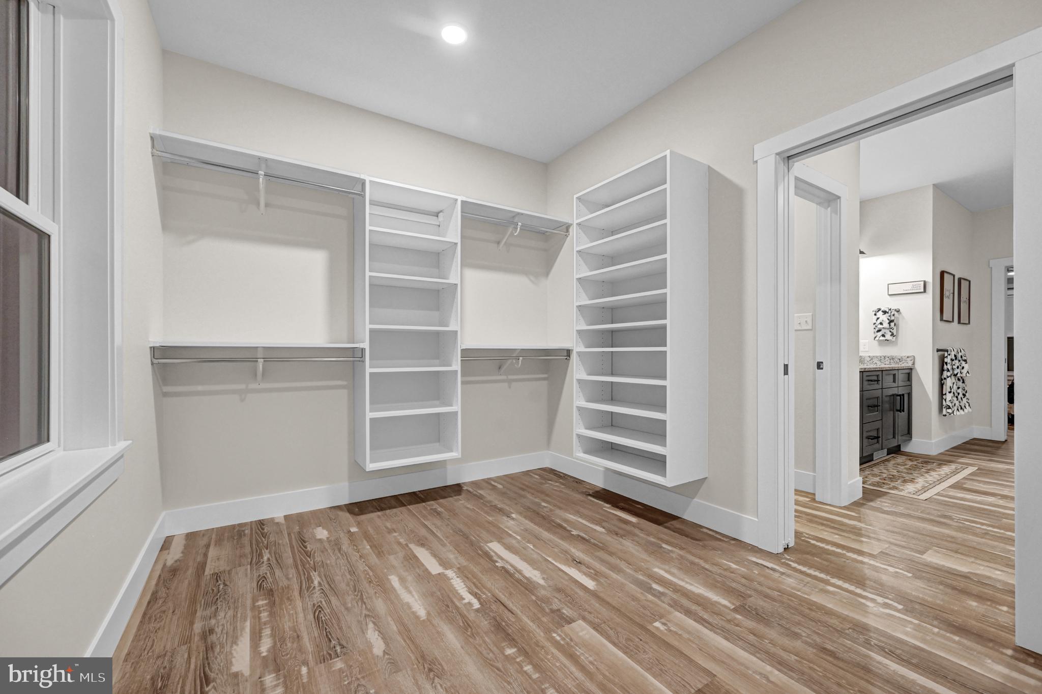 FARMBROOKE MEADOWS - Residential