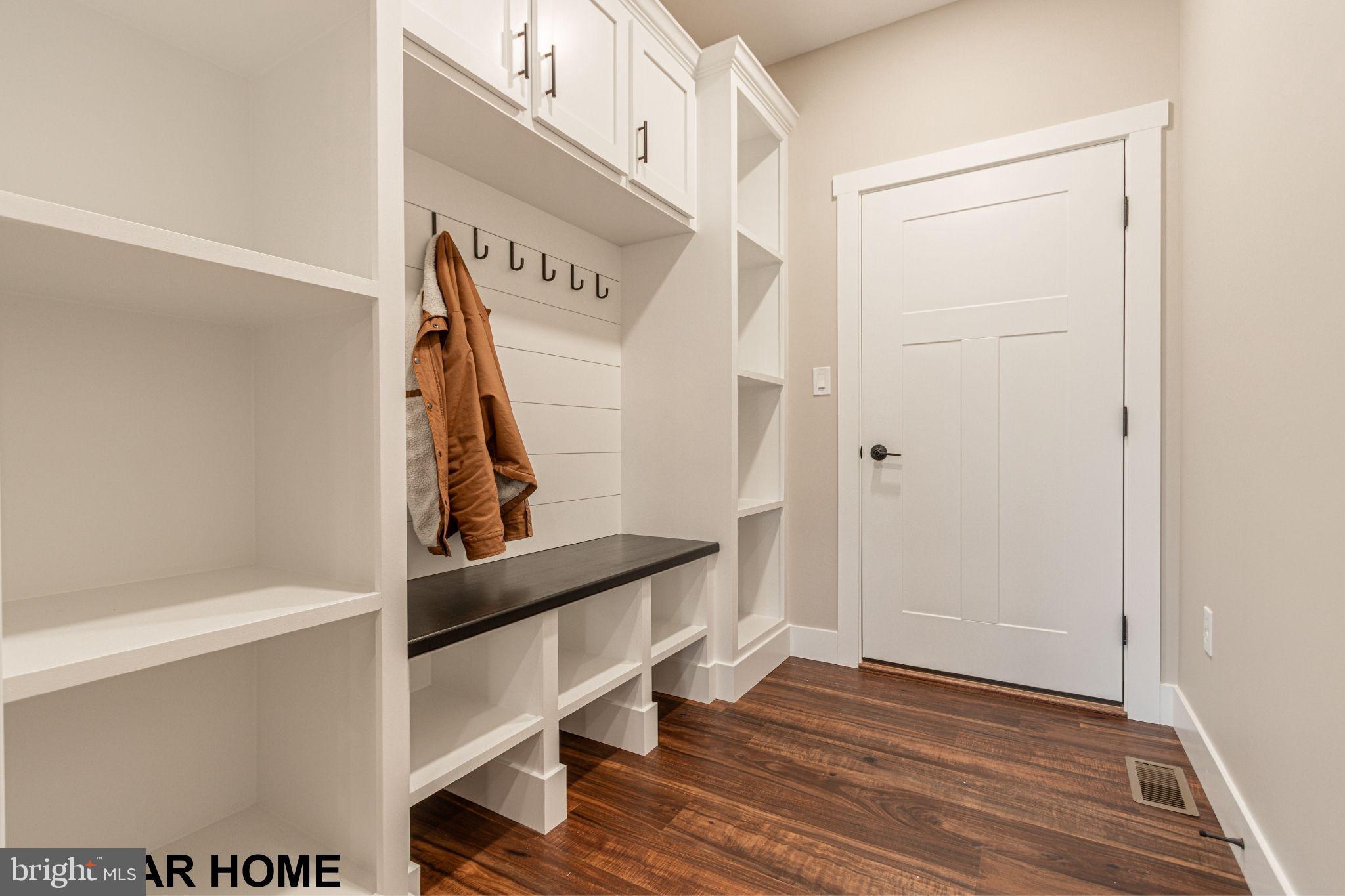 FARMBROOKE MEADOWS - Residential