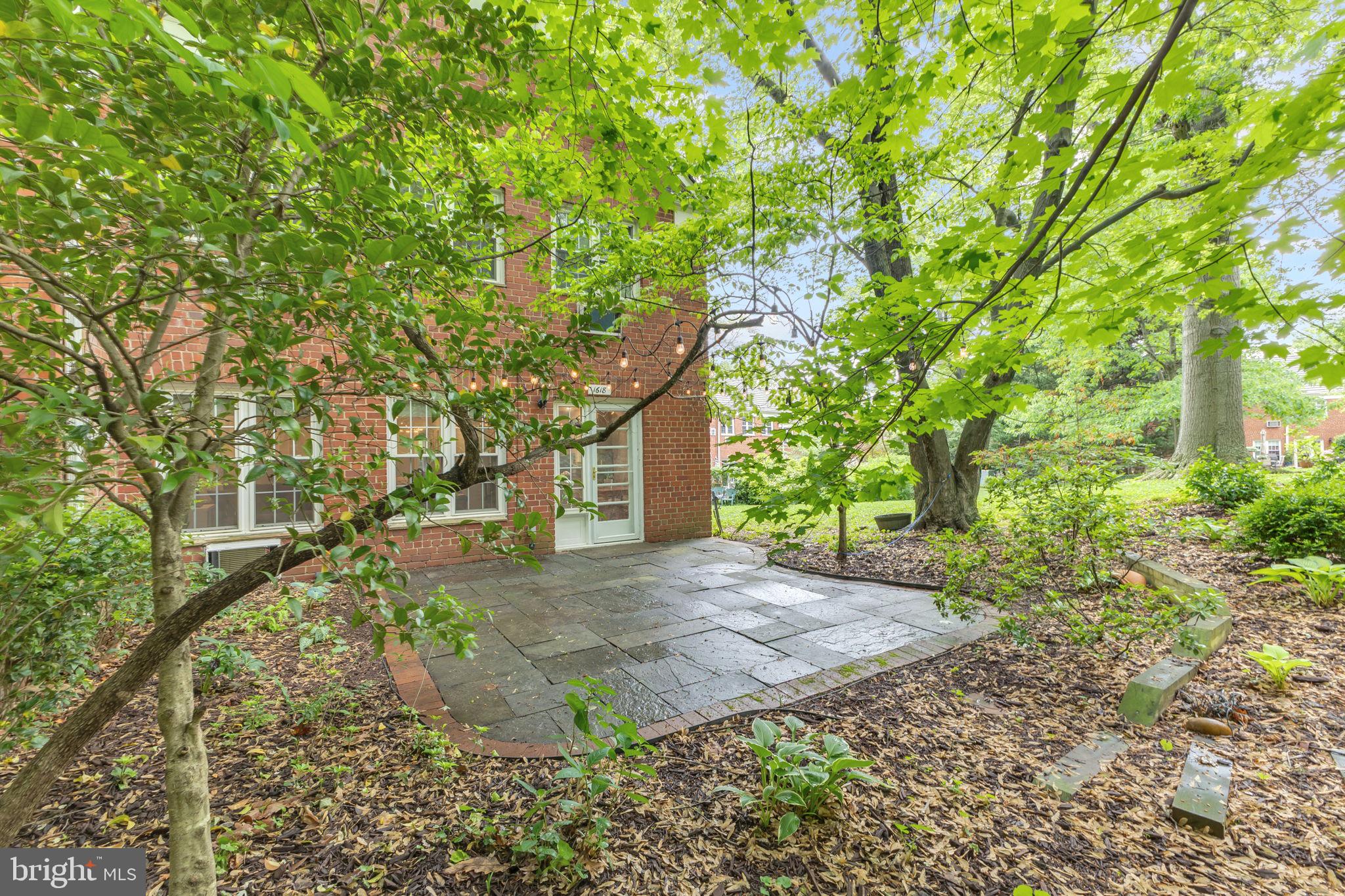 PARKFAIRFAX - Residential Lease