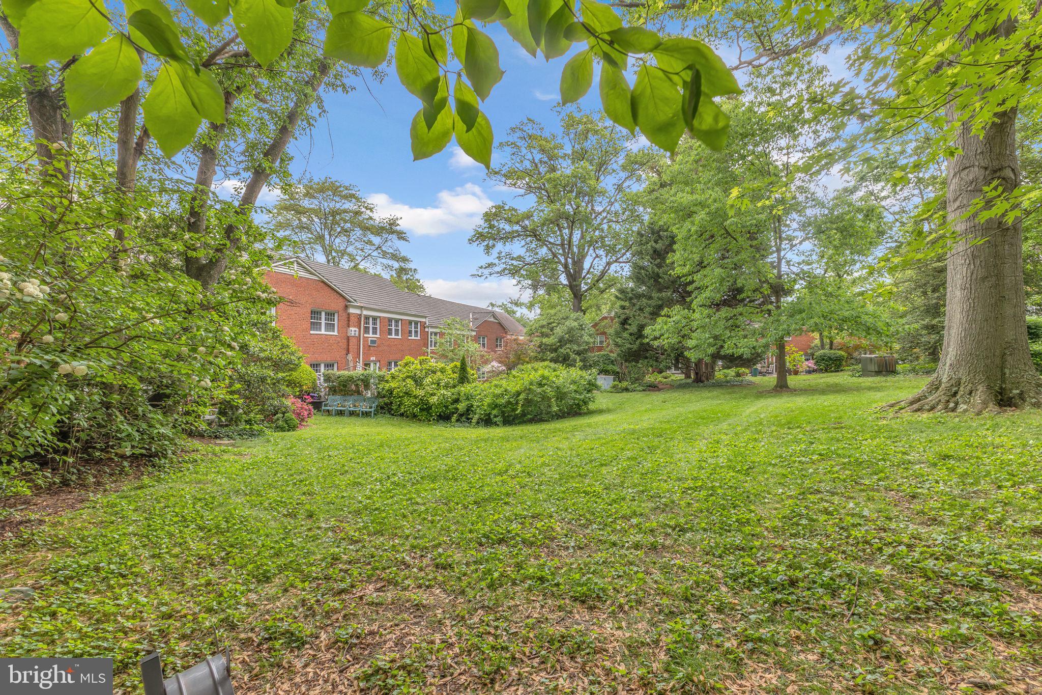 PARKFAIRFAX - Residential Lease