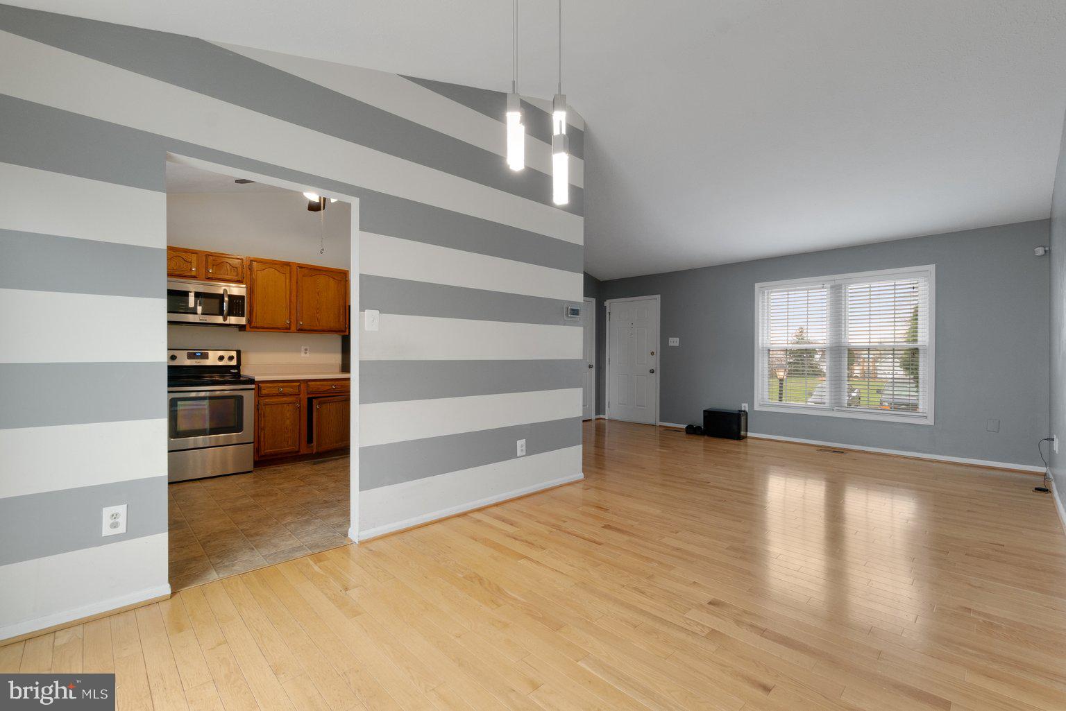 RIVERSIDE - Residential