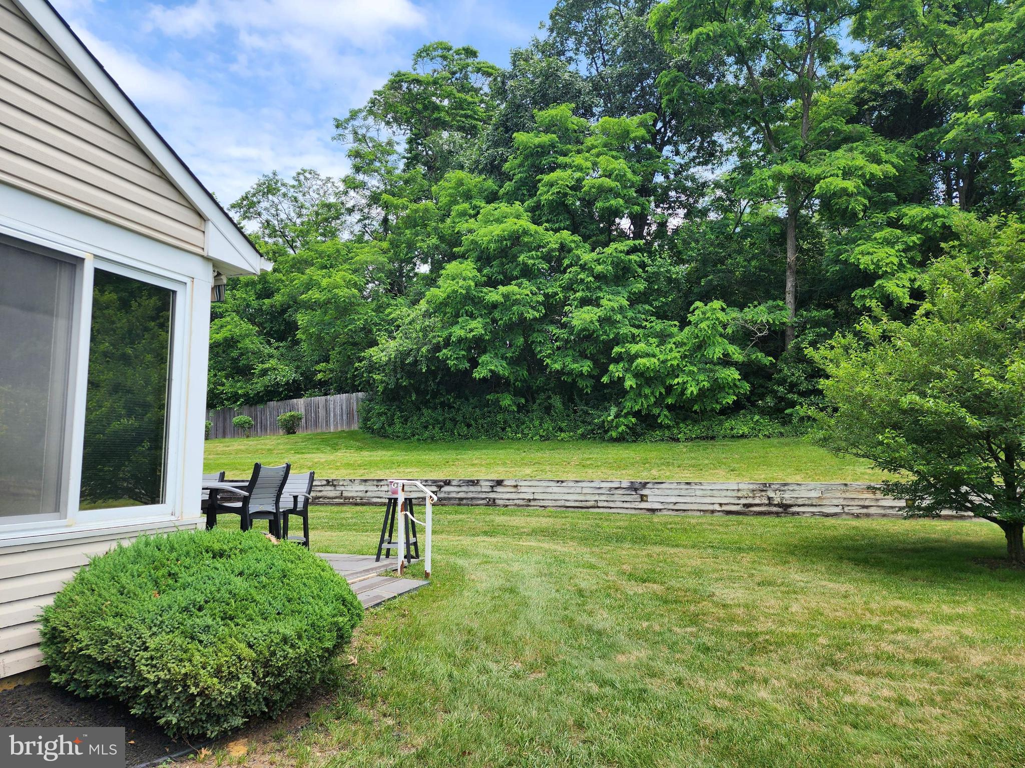 33 SUNSET LANE