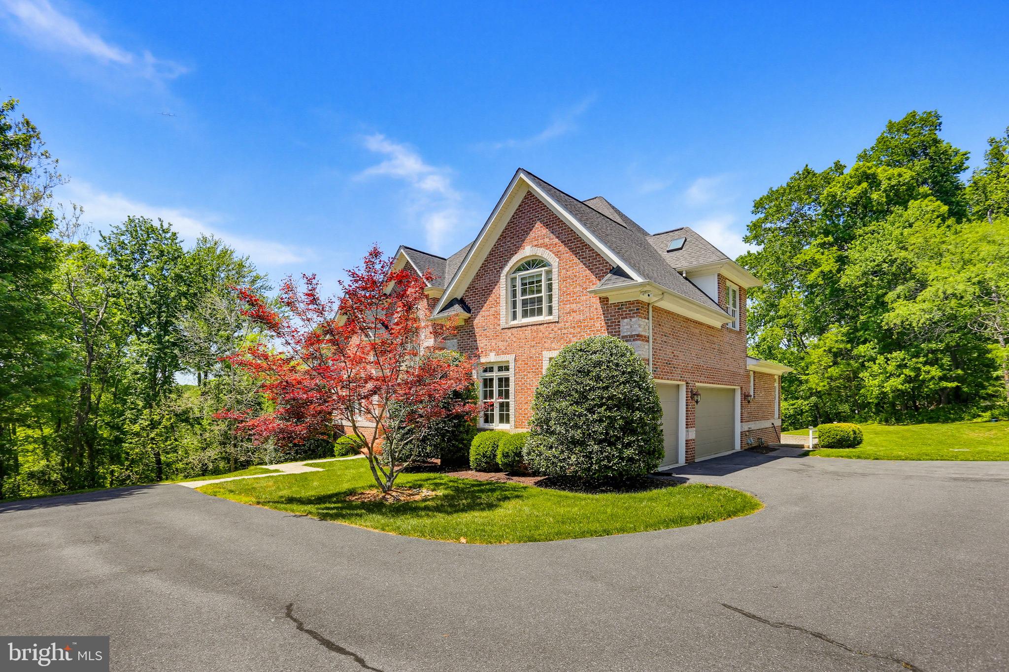 SUGARLOAF - Residential
