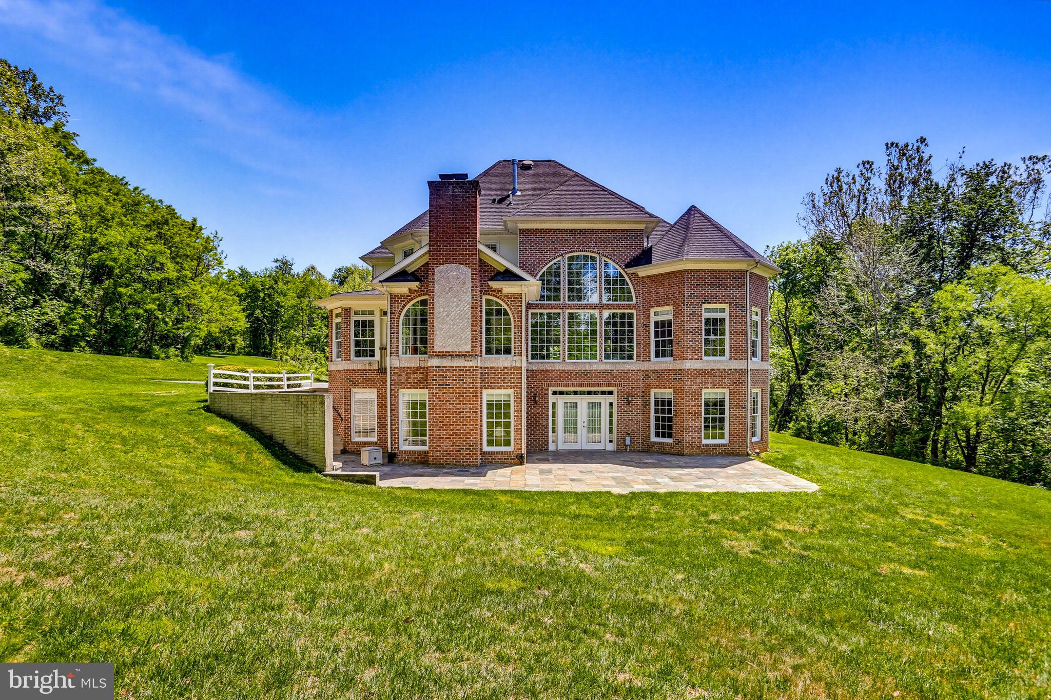 SUGARLOAF - Residential