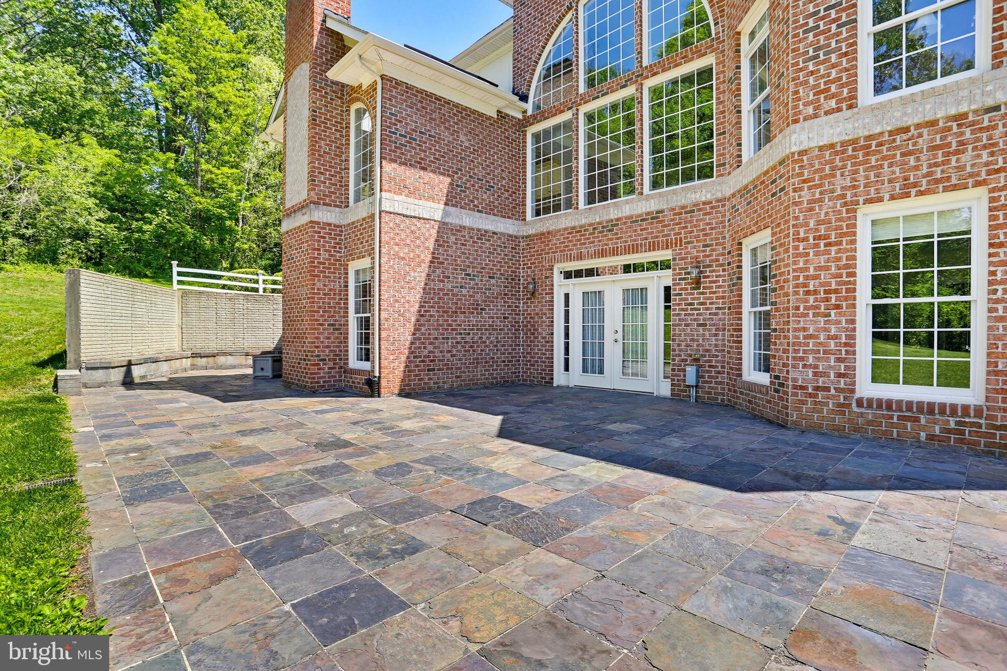 SUGARLOAF - Residential