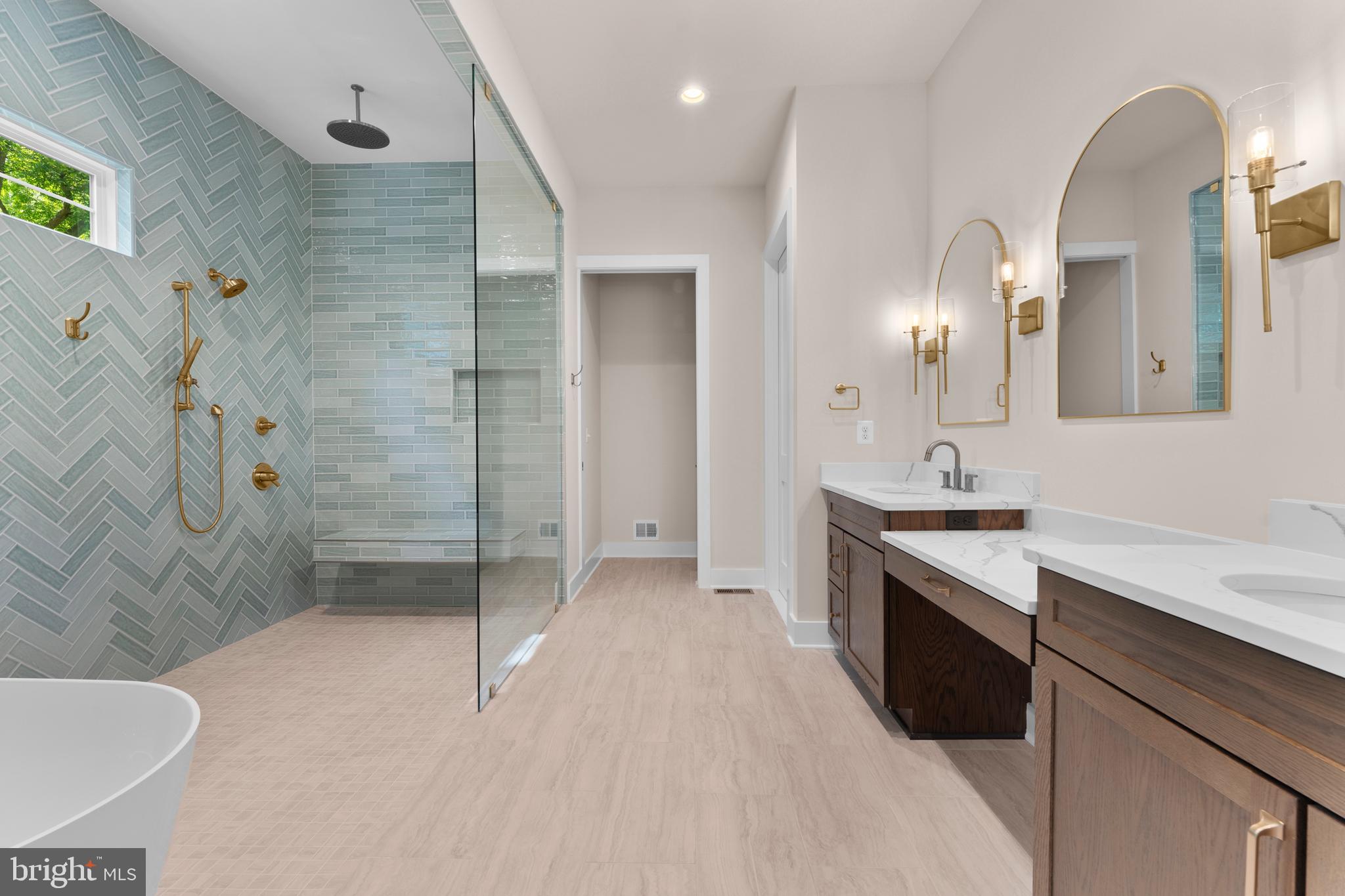 LOCUST HILL - Residential