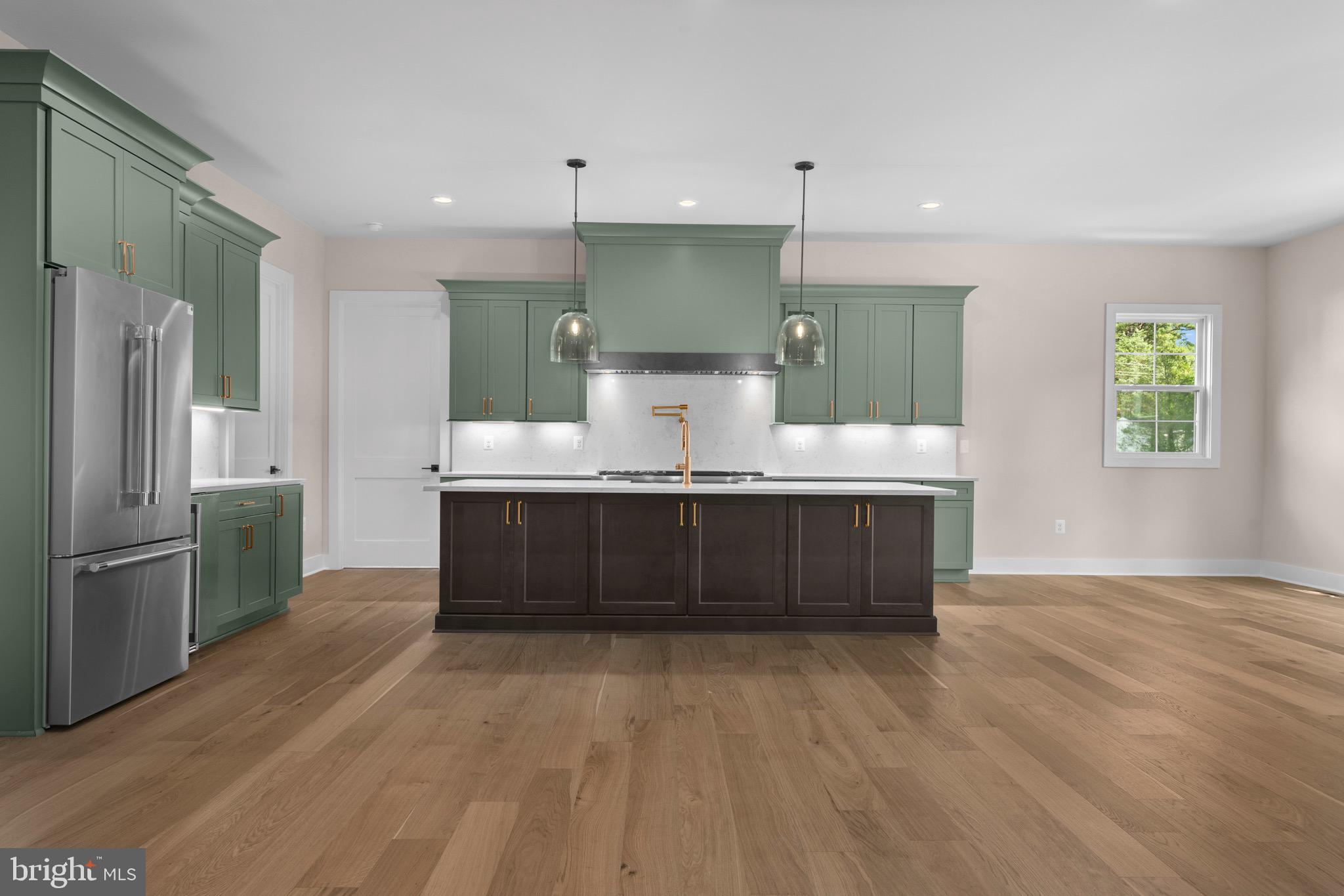 LOCUST HILL - Residential