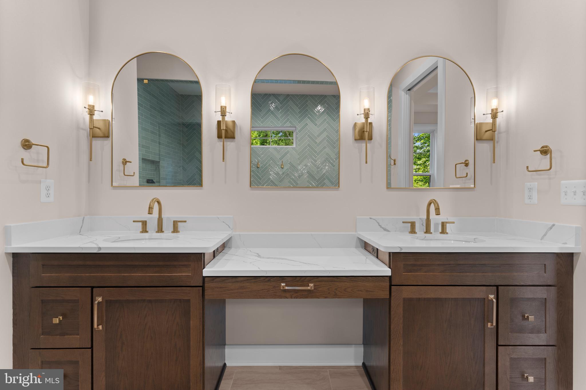 LOCUST HILL - Residential