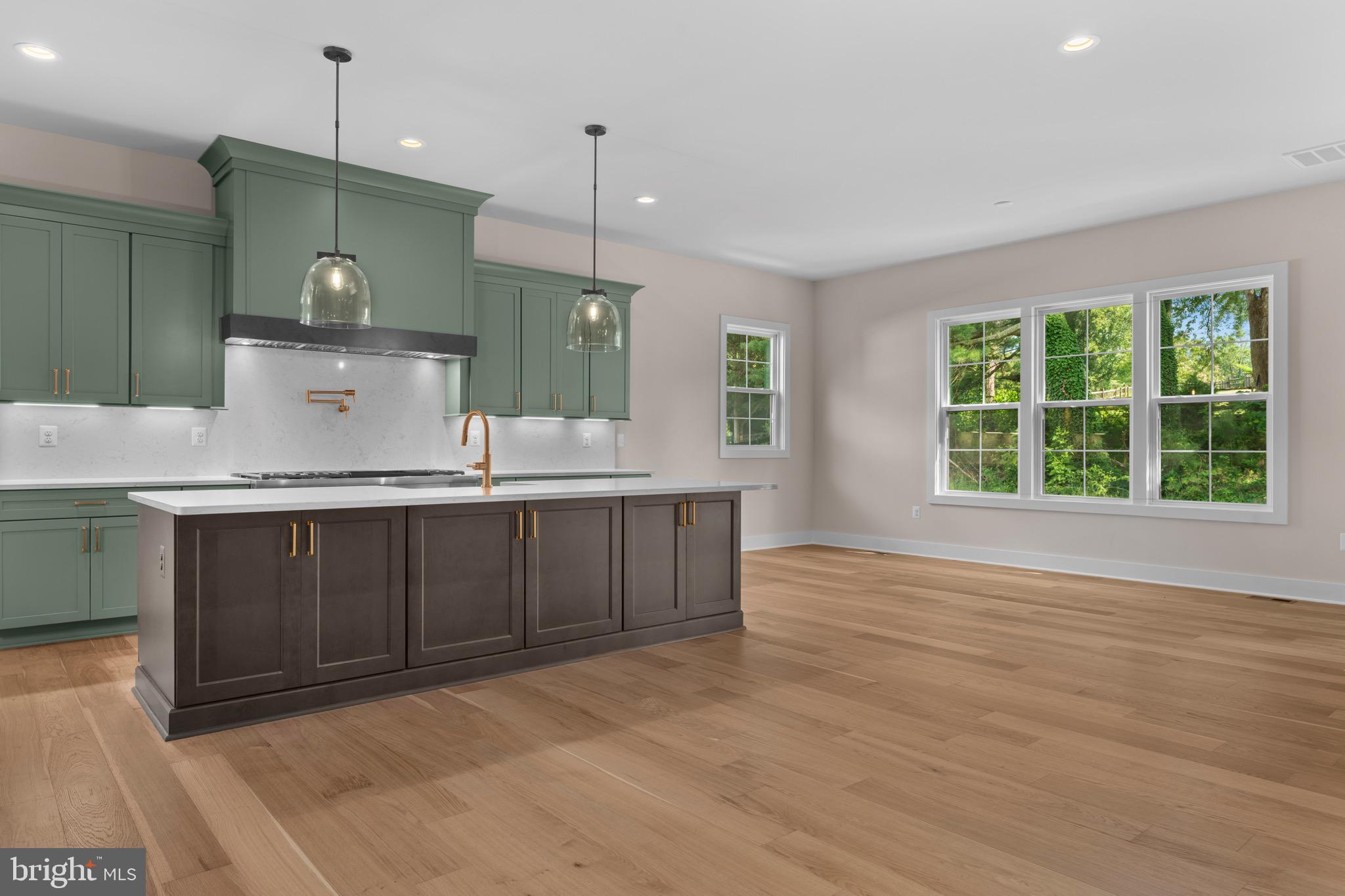 LOCUST HILL - Residential