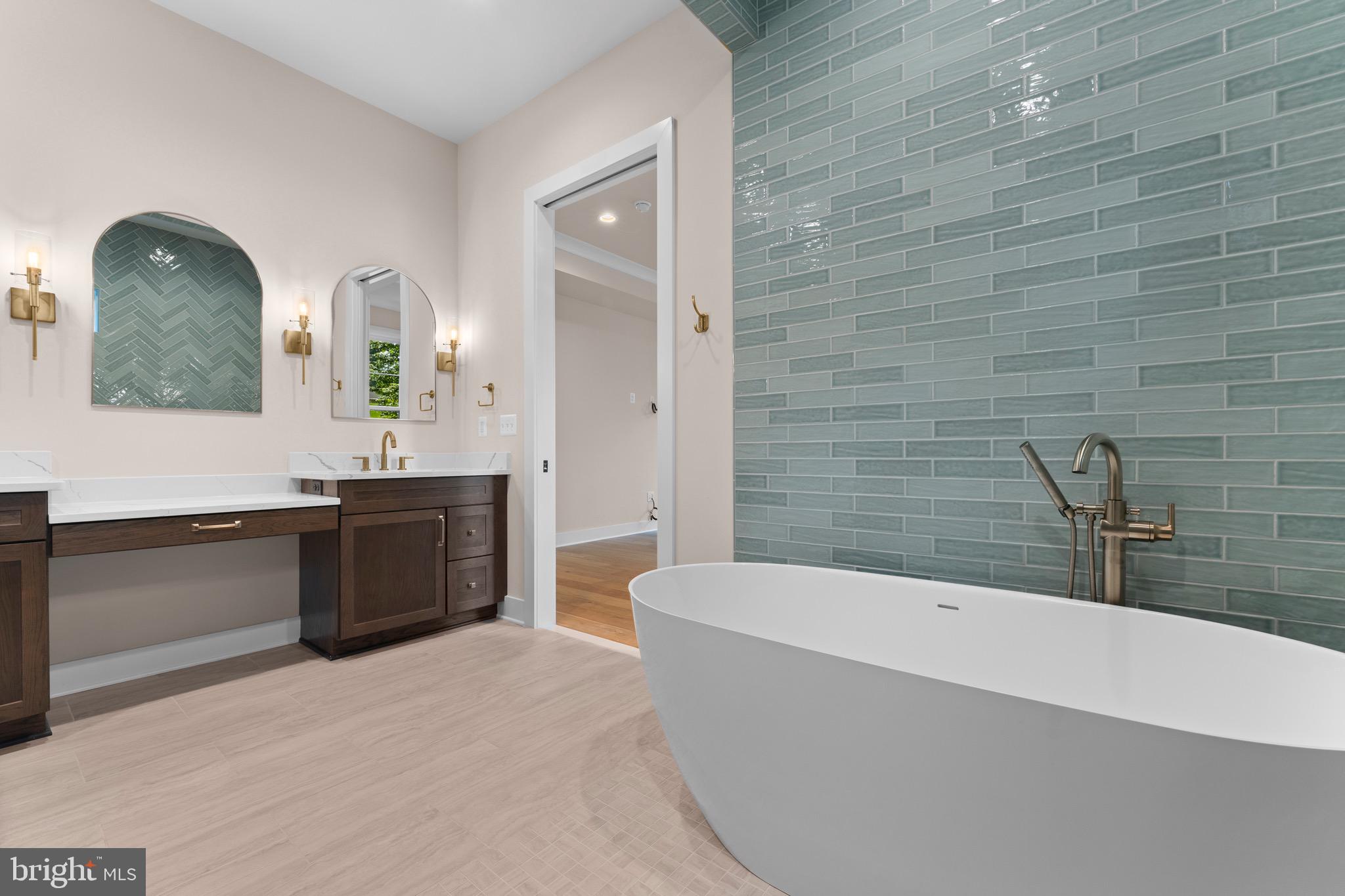LOCUST HILL - Residential