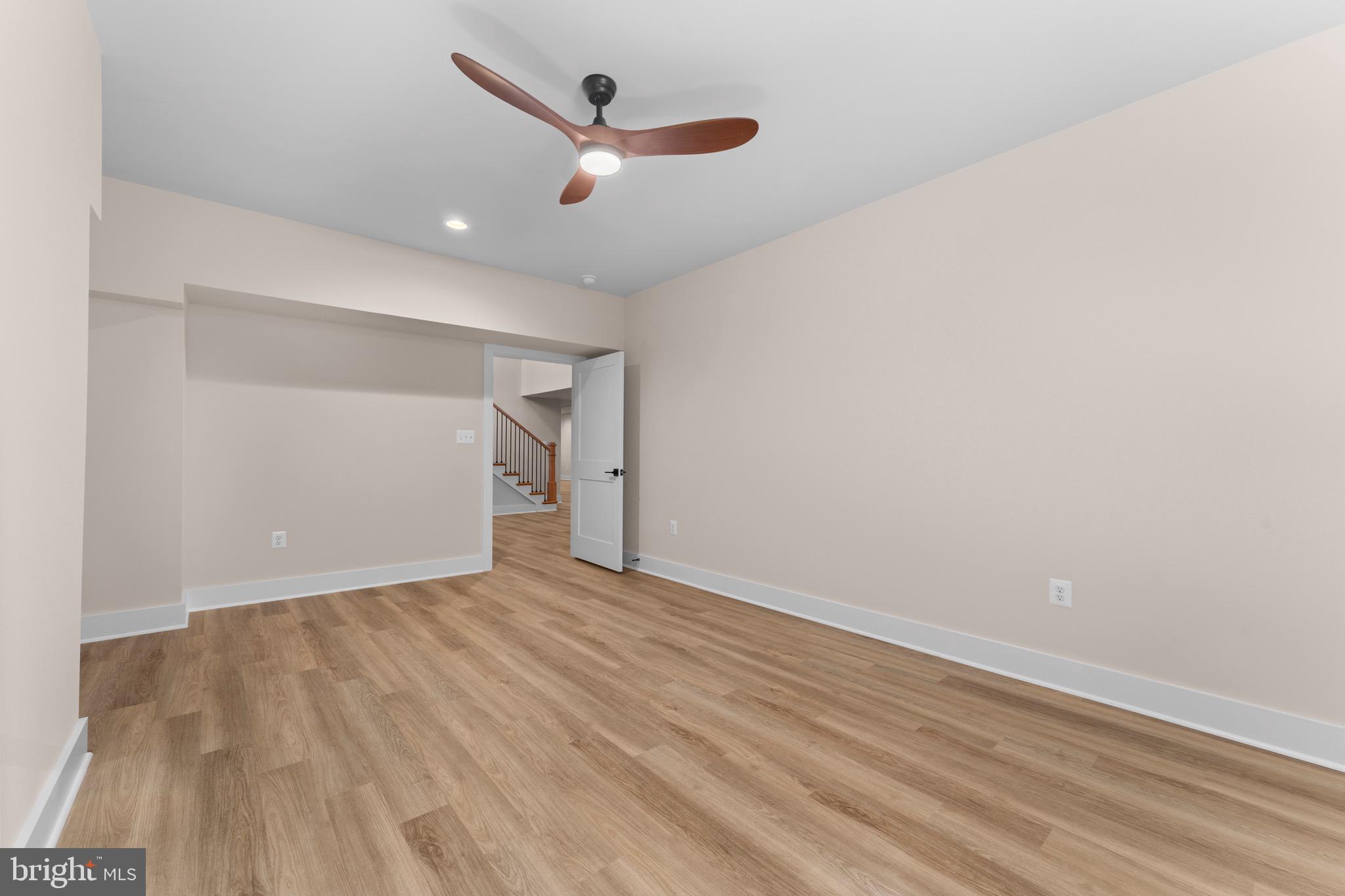 LOCUST HILL - Residential