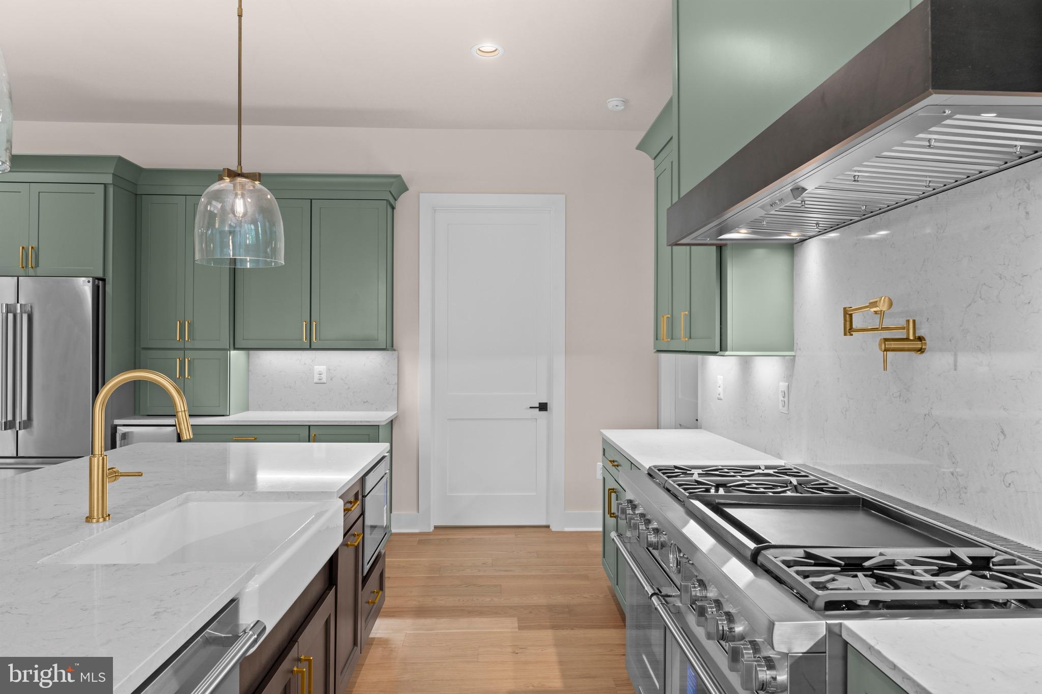 LOCUST HILL - Residential