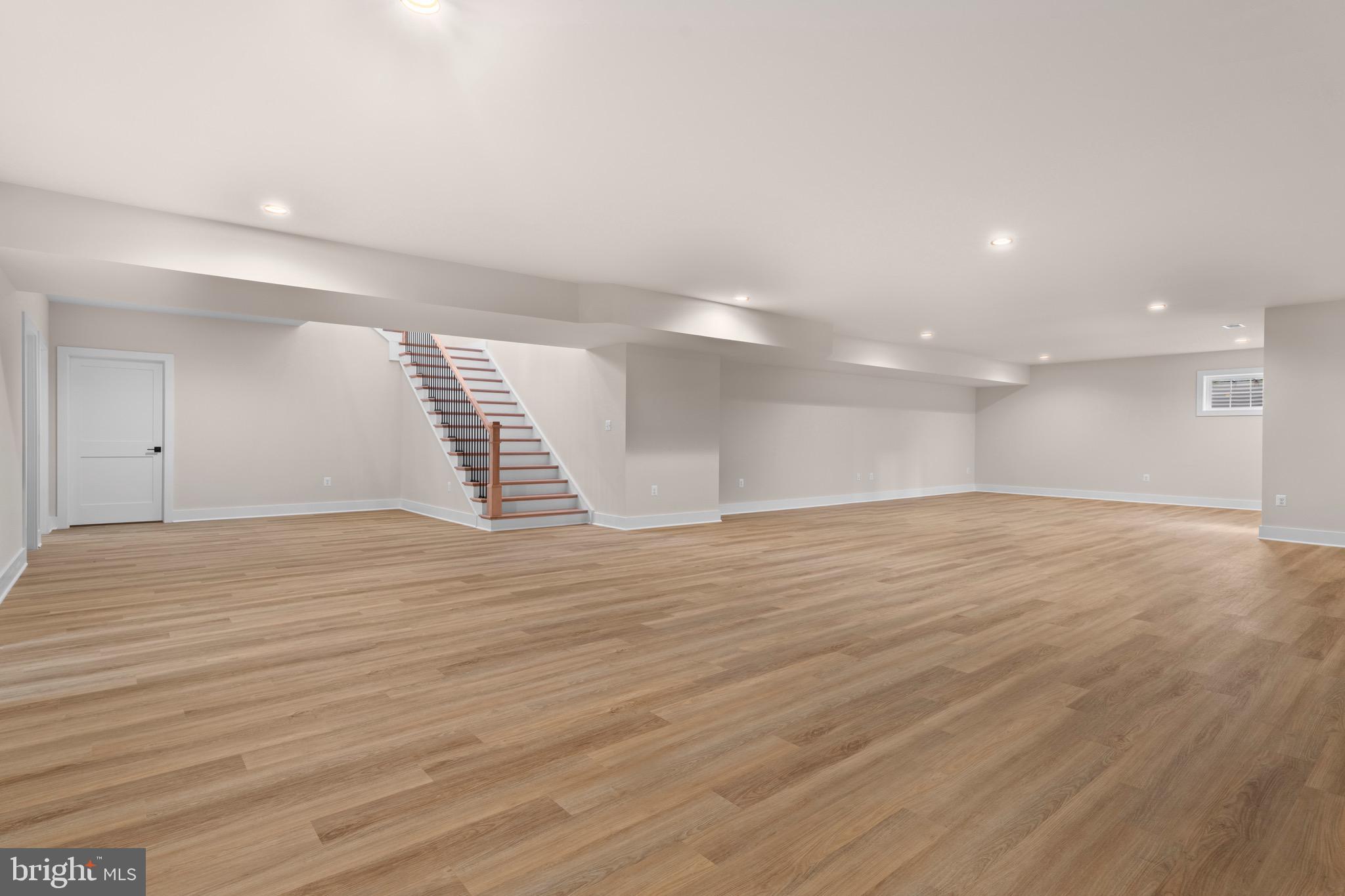 LOCUST HILL - Residential