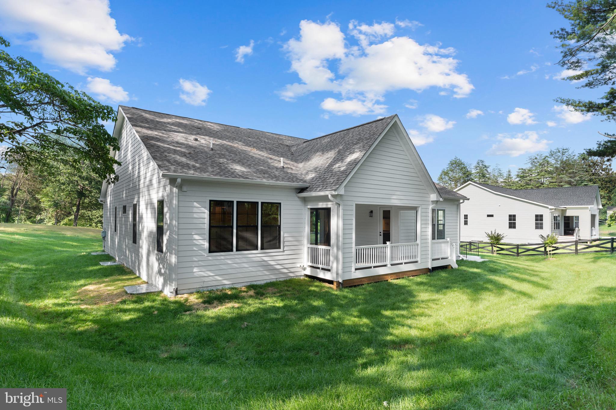 LOCUST HILL - Residential