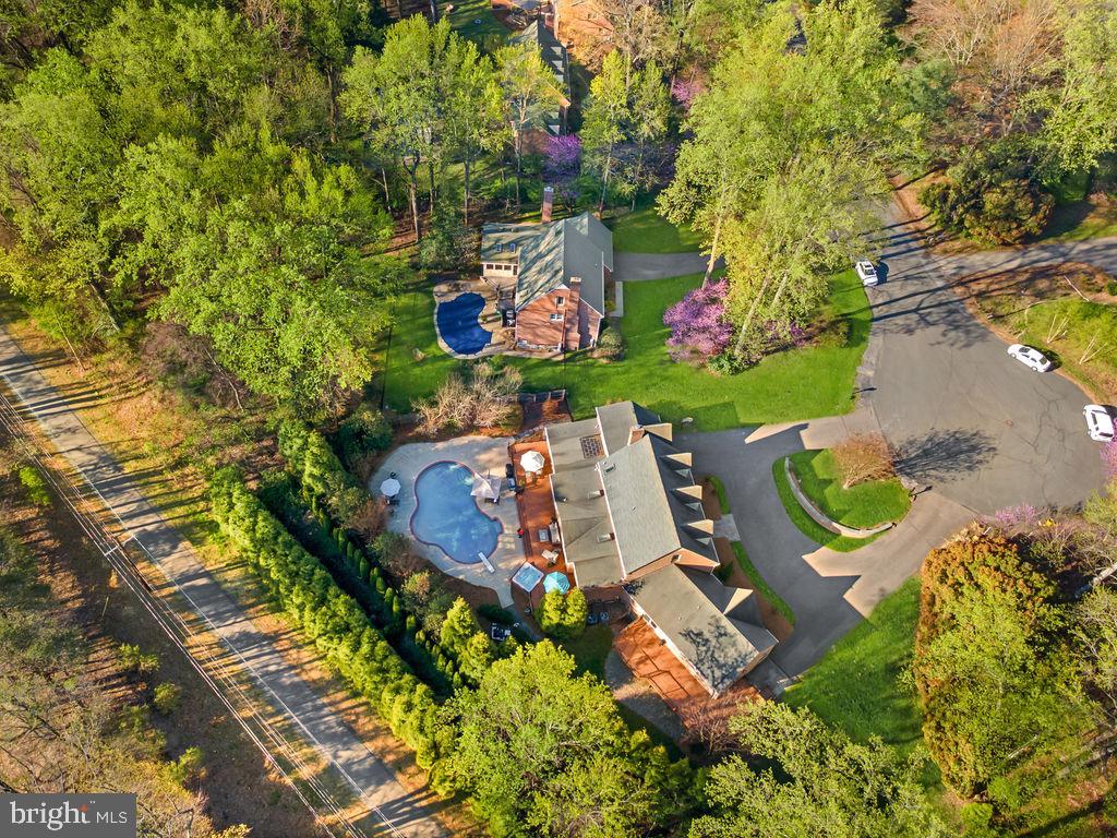 BELLEVIEW ESTATES - Residential