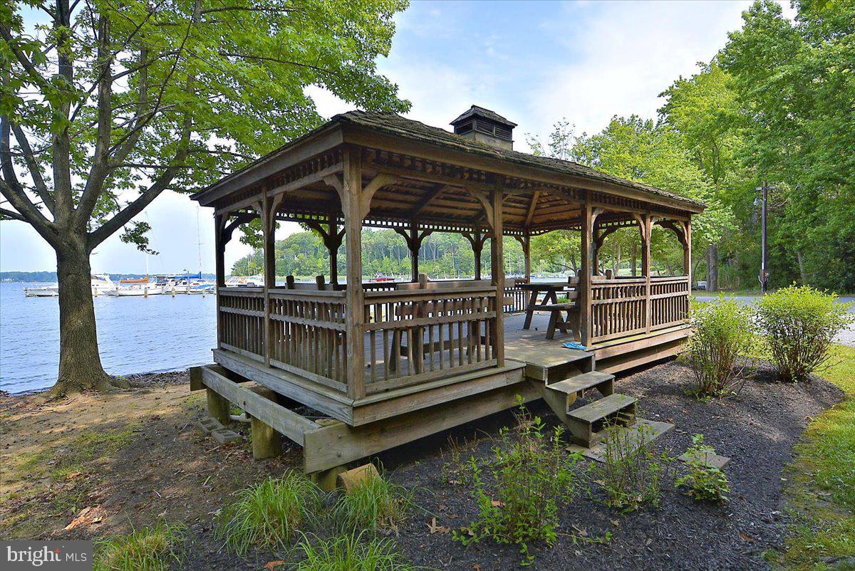 BELLEVIEW ESTATES - Residential