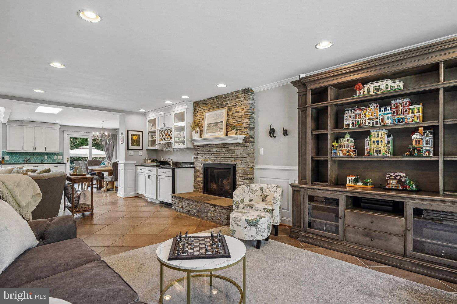 BELLEVIEW ESTATES - Residential