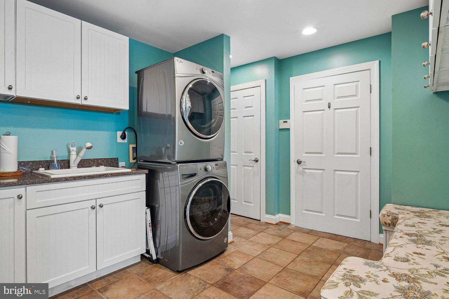 BELLEVIEW ESTATES - Residential