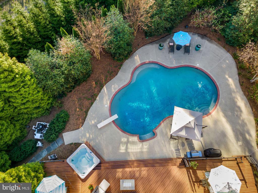 BELLEVIEW ESTATES - Residential