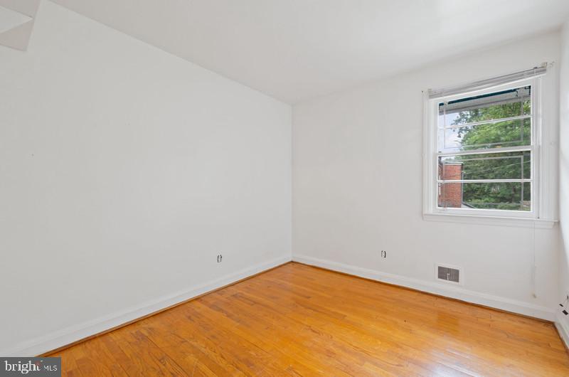 ORIGINAL NORTHWOOD - Residential