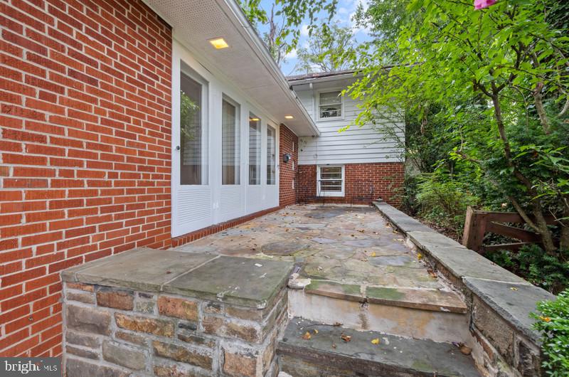 ORIGINAL NORTHWOOD - Residential