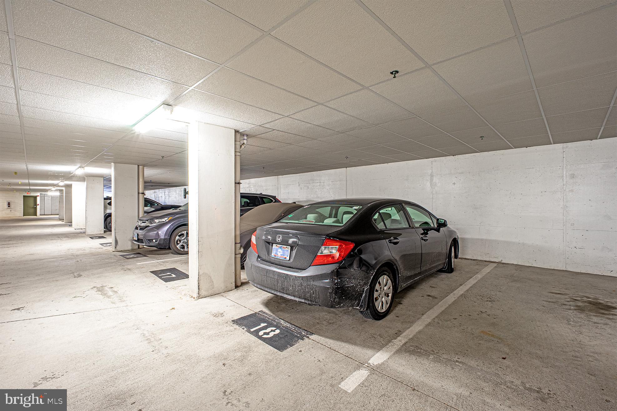 STRATFORD CONDOMINIUMS - Residential Lease