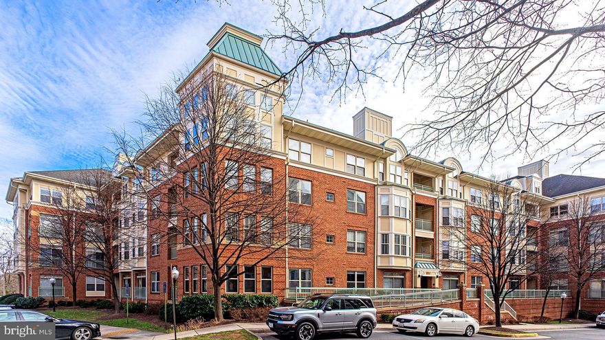 Available July 5th. Luxury 2 Level, 2BR/2.5BA Penthouse at the Stratford across from the Reston Town Center. 1,471 sf - Open floorplan includes Den & Sunroom. Lots of high-end finishes & upgrades throughout. Living Room w/ vaulted ceilings & Gas fireplace. Gourmet kitchen features gas cooking, breakfast bar & pantry closet. Separate Dining Room. Owner's suite has en-suite bathroom w/ dual vanities, custom frameless walk-in shower & two closets. Second bedroom & full bathroom on top floor. In-unit Laundry. Garage parking, storage cage, trash & water included in rent. Community offers clubhouse, outdoor pool & fitness center. Pets on a case-by-case basis.