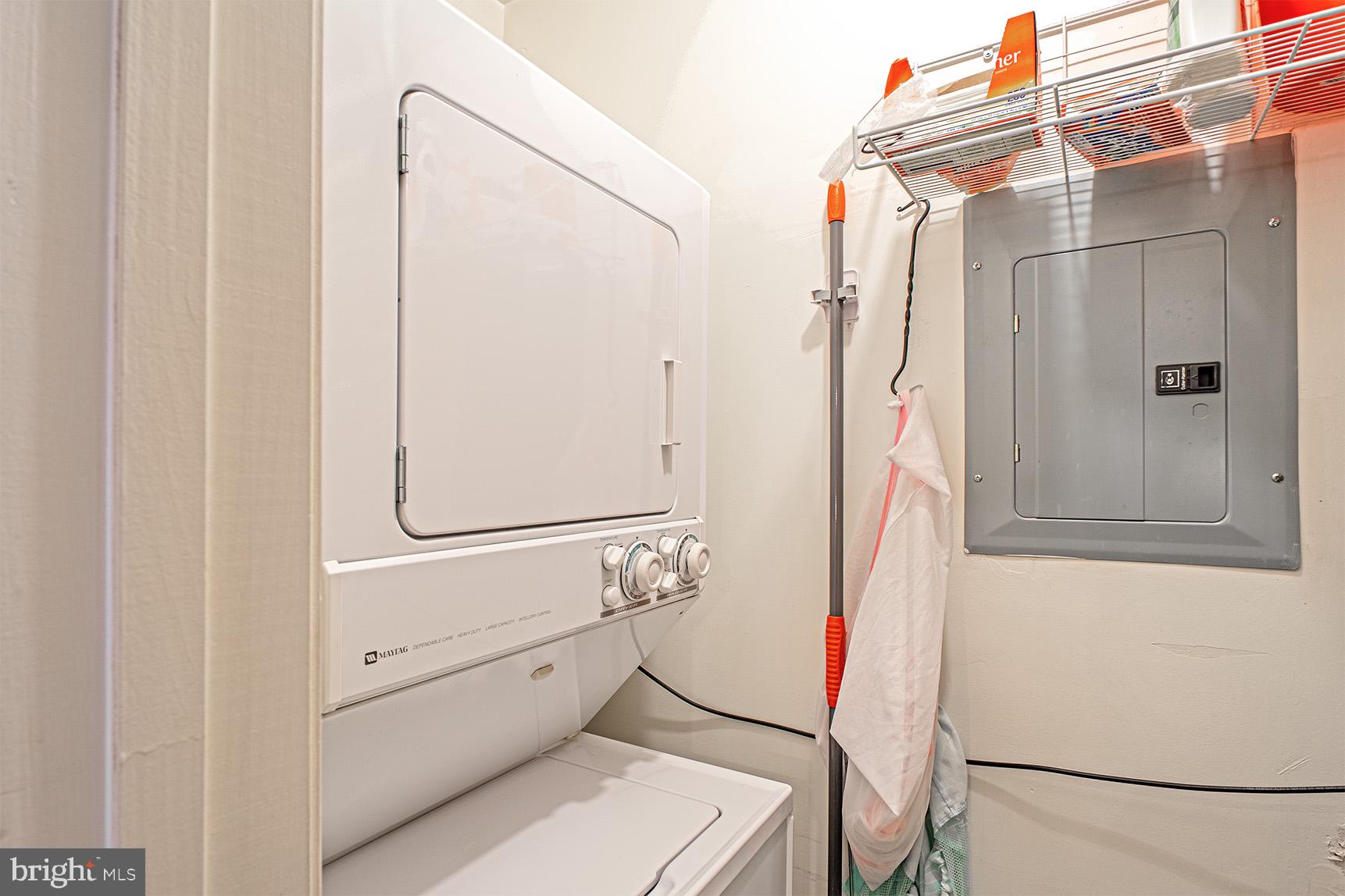 STRATFORD CONDOMINIUMS - Residential Lease