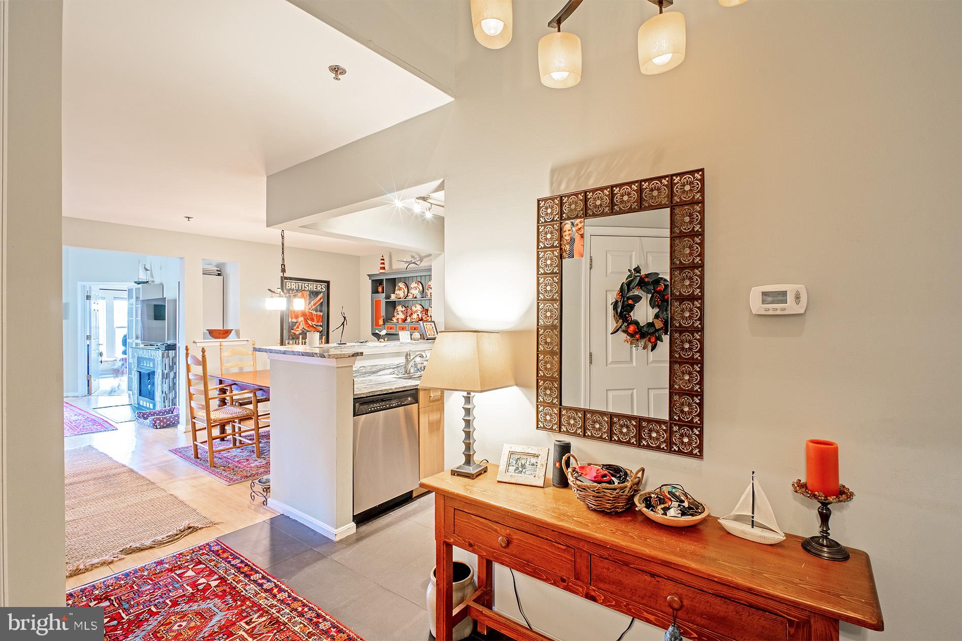 STRATFORD CONDOMINIUMS - Residential Lease