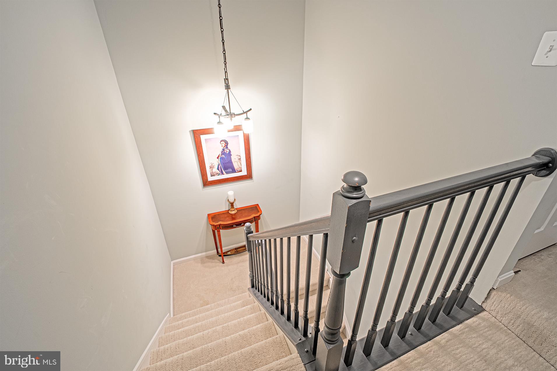 STRATFORD CONDOMINIUMS - Residential Lease