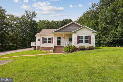 Photo of 14280 Independent Hill Drive, MANASSAS, VA 20112 (MLS # VAPW2125584)