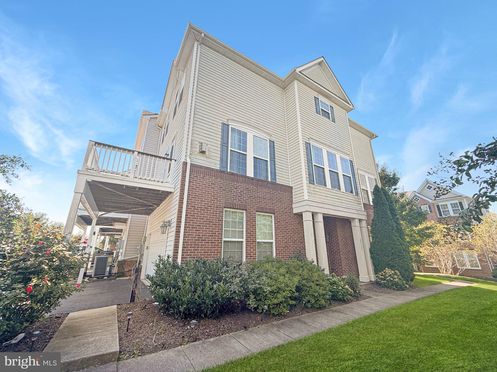 22647 VIENNA GREEN TERRACE
