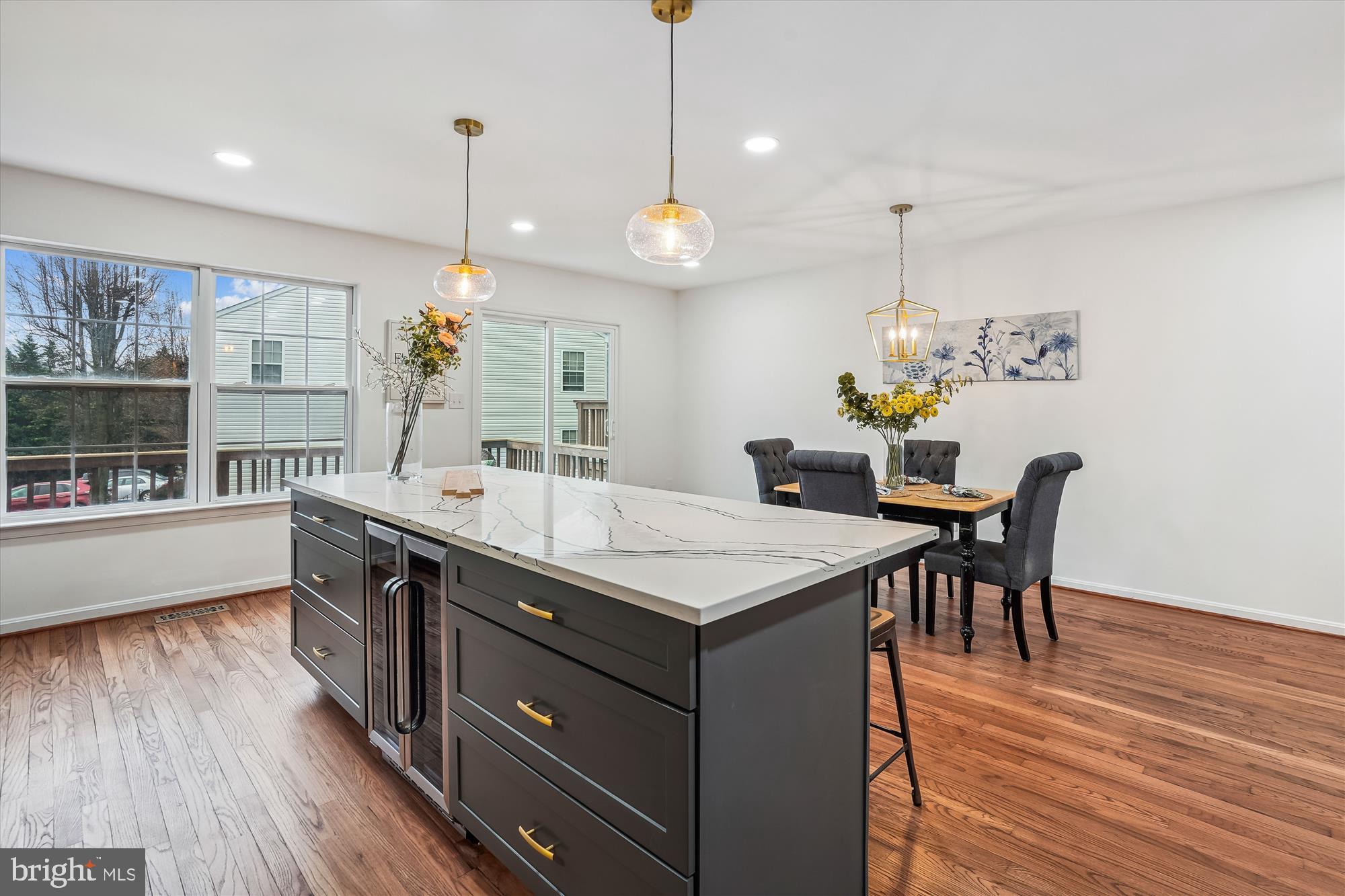 MONTCLAIR - Residential