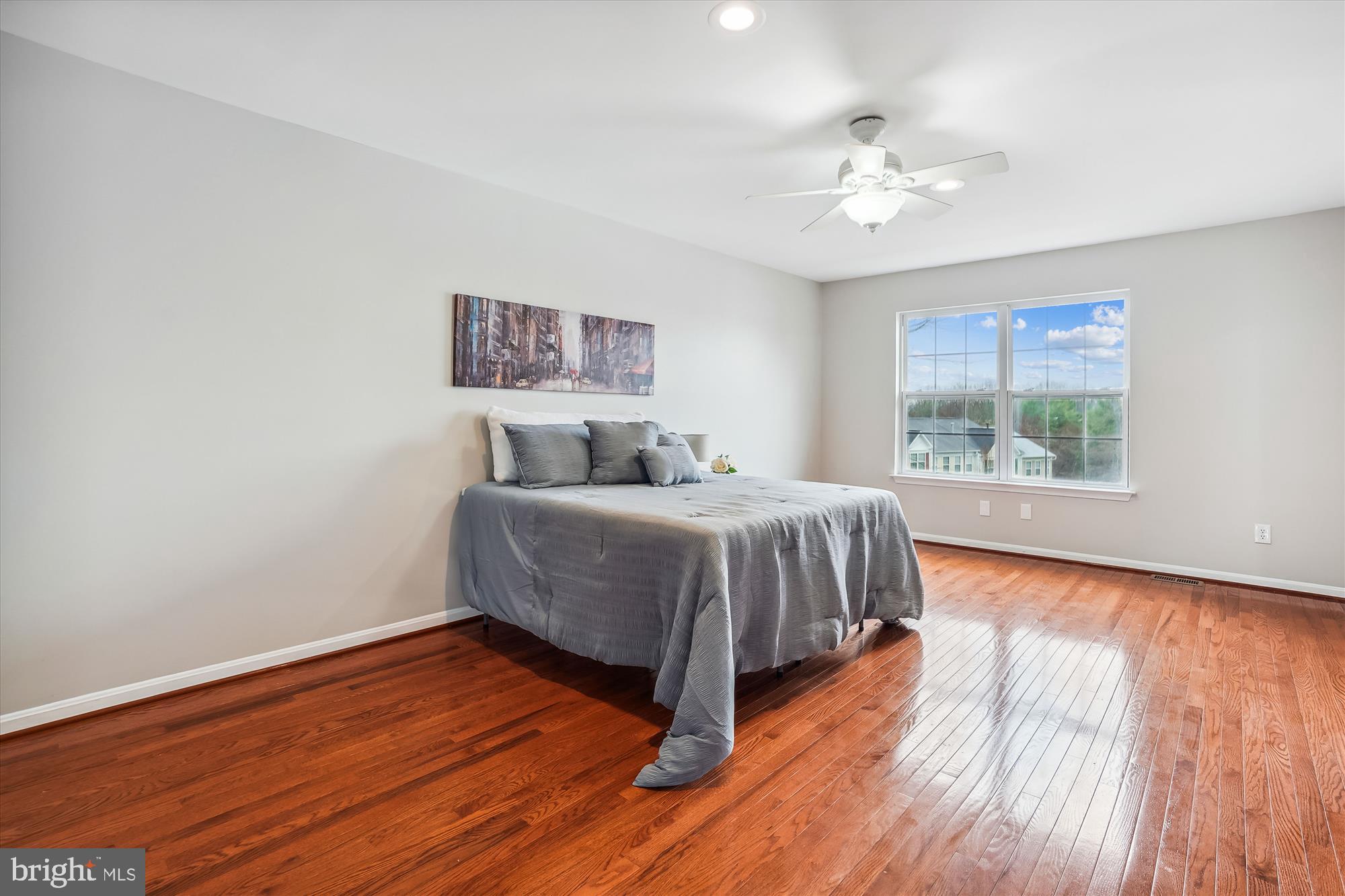 MONTCLAIR - Residential