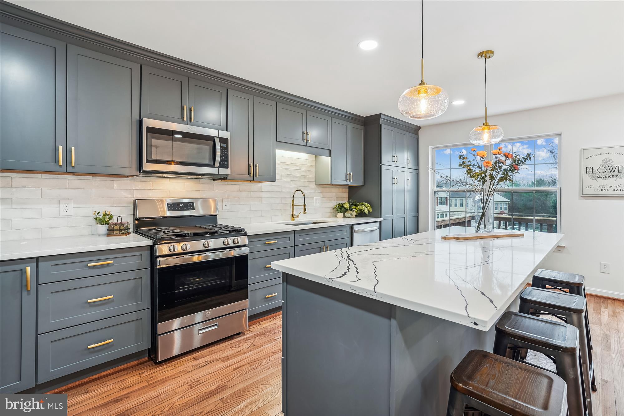 MONTCLAIR - Residential